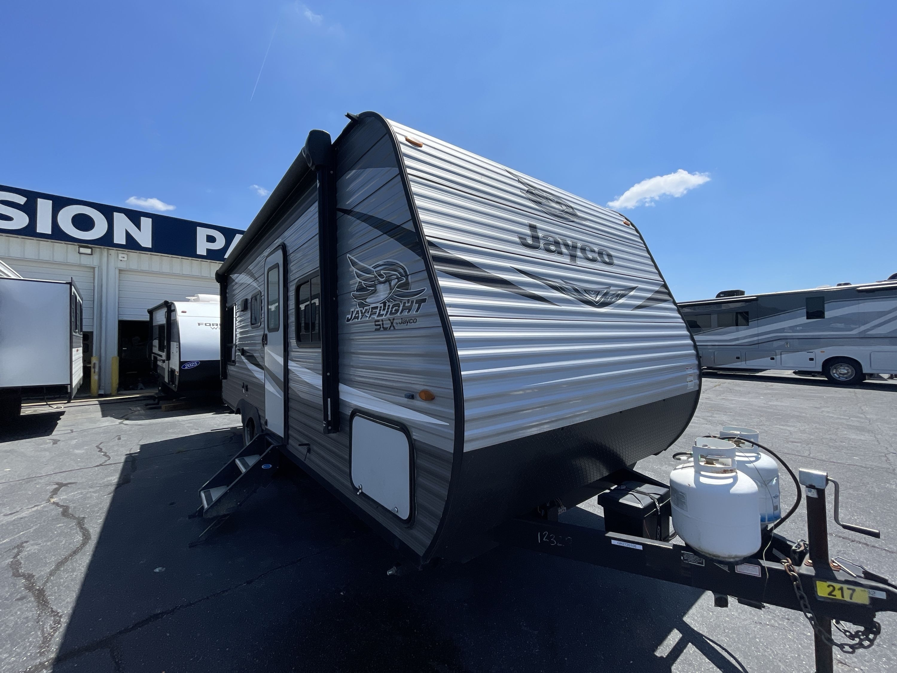 2020 Jayco JAY FLIGHT SLX 212QB RV