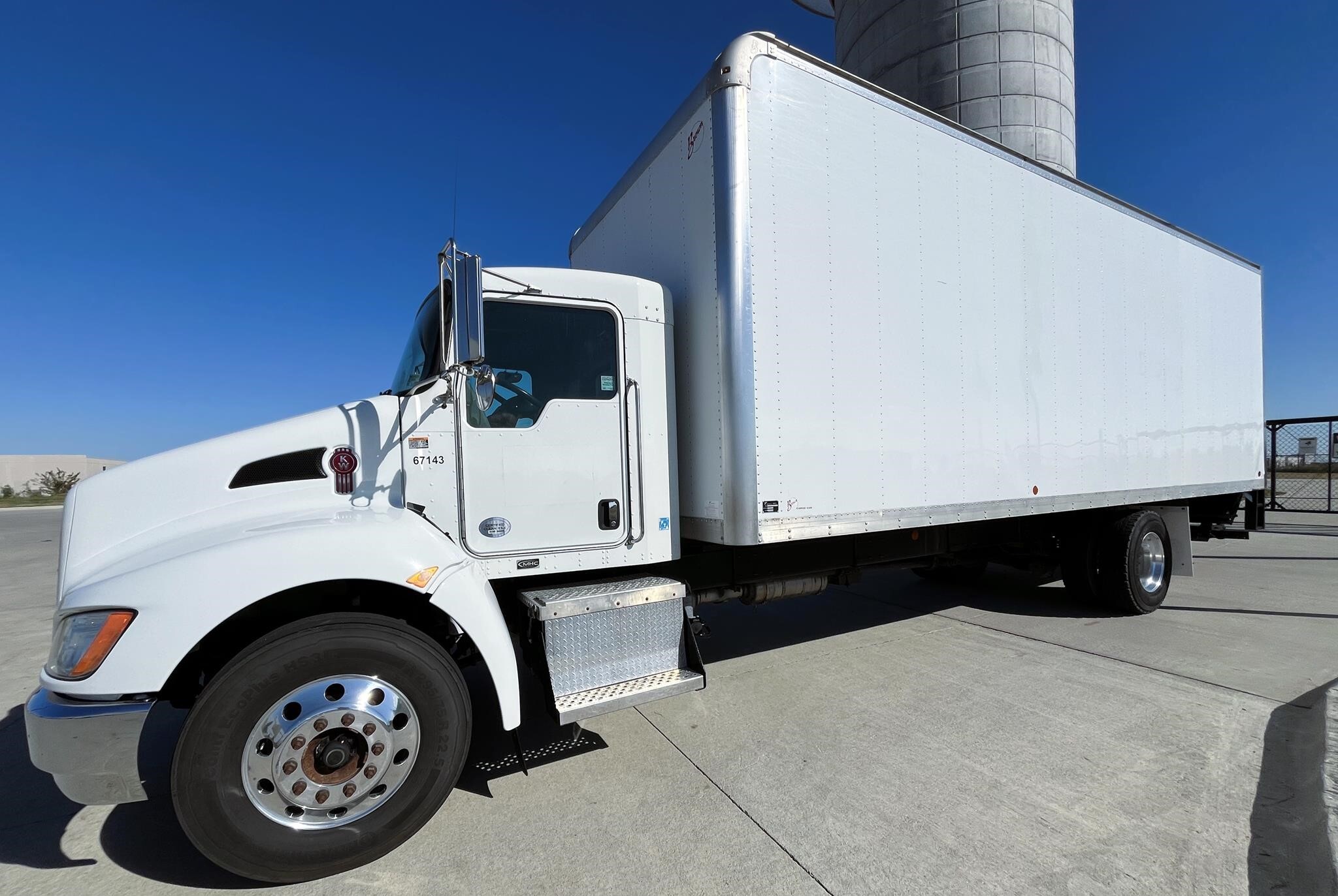 2017 KENWORTH T270 in Grimes, IA