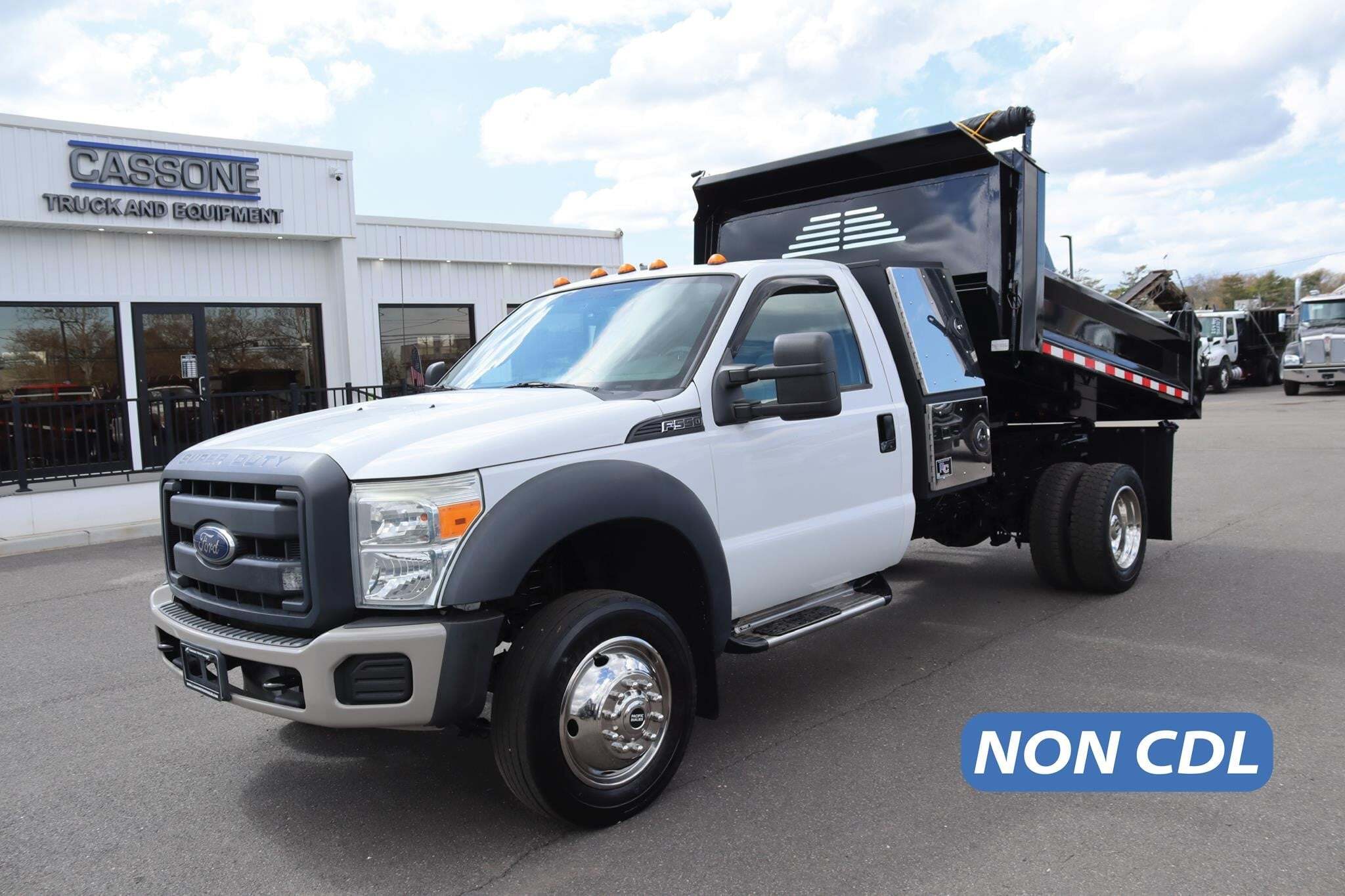 2015 FORD F550 in Ronkonkoma, NY