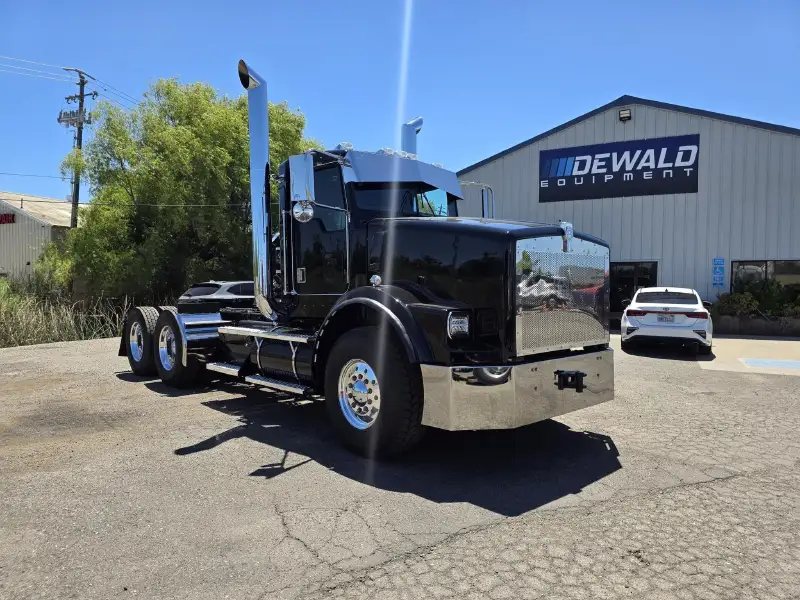 1999 KENWORTH T800