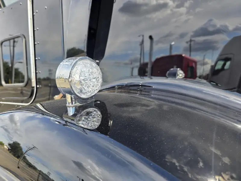 1999 KENWORTH T800