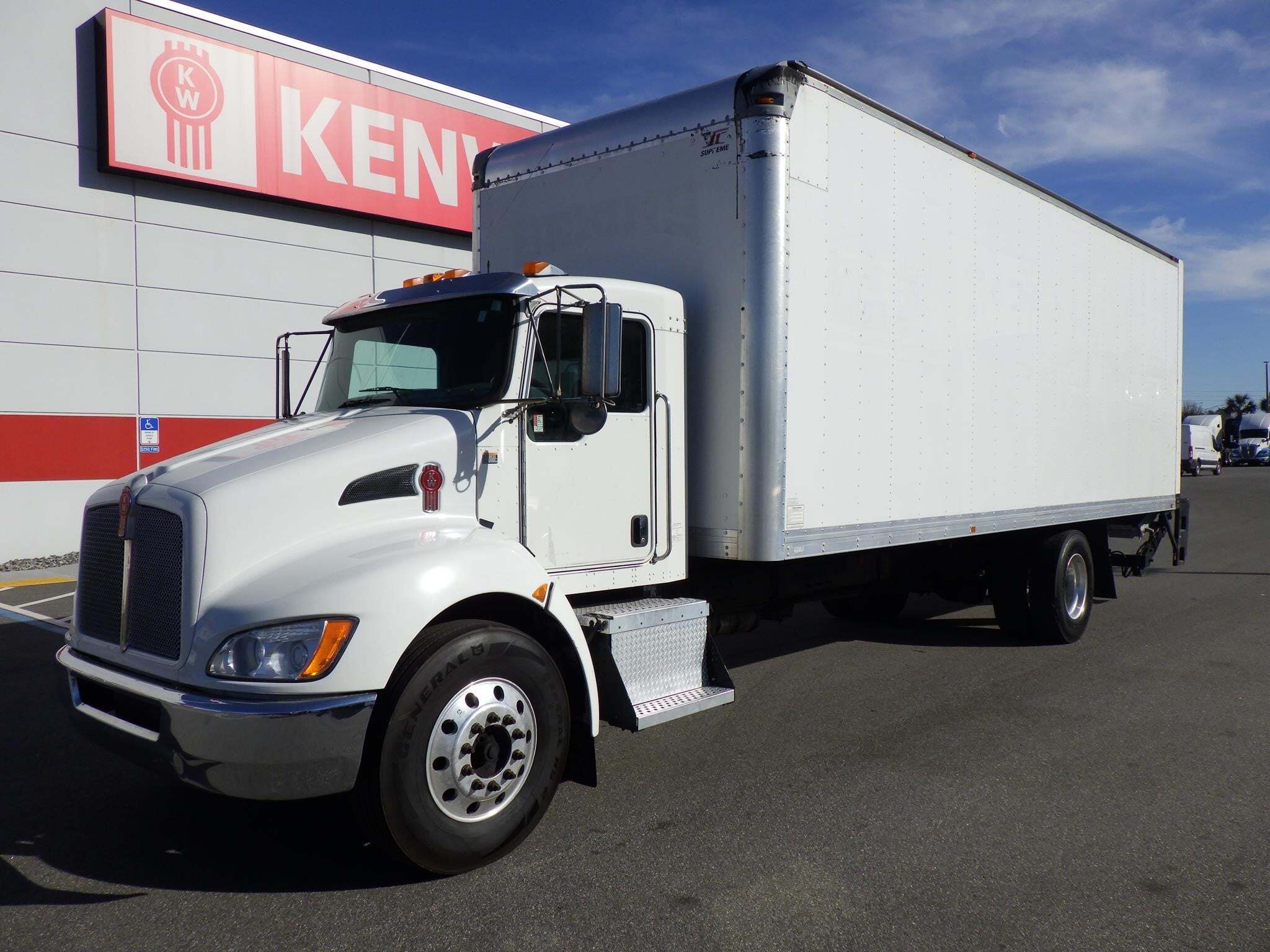 2015 KENWORTH T270 in Jacksonville, FL