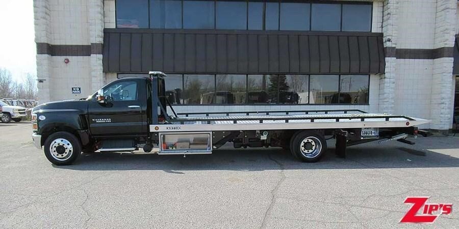 2023 CHEVROLET SILVERADO 6500HD in New Hampton, IA