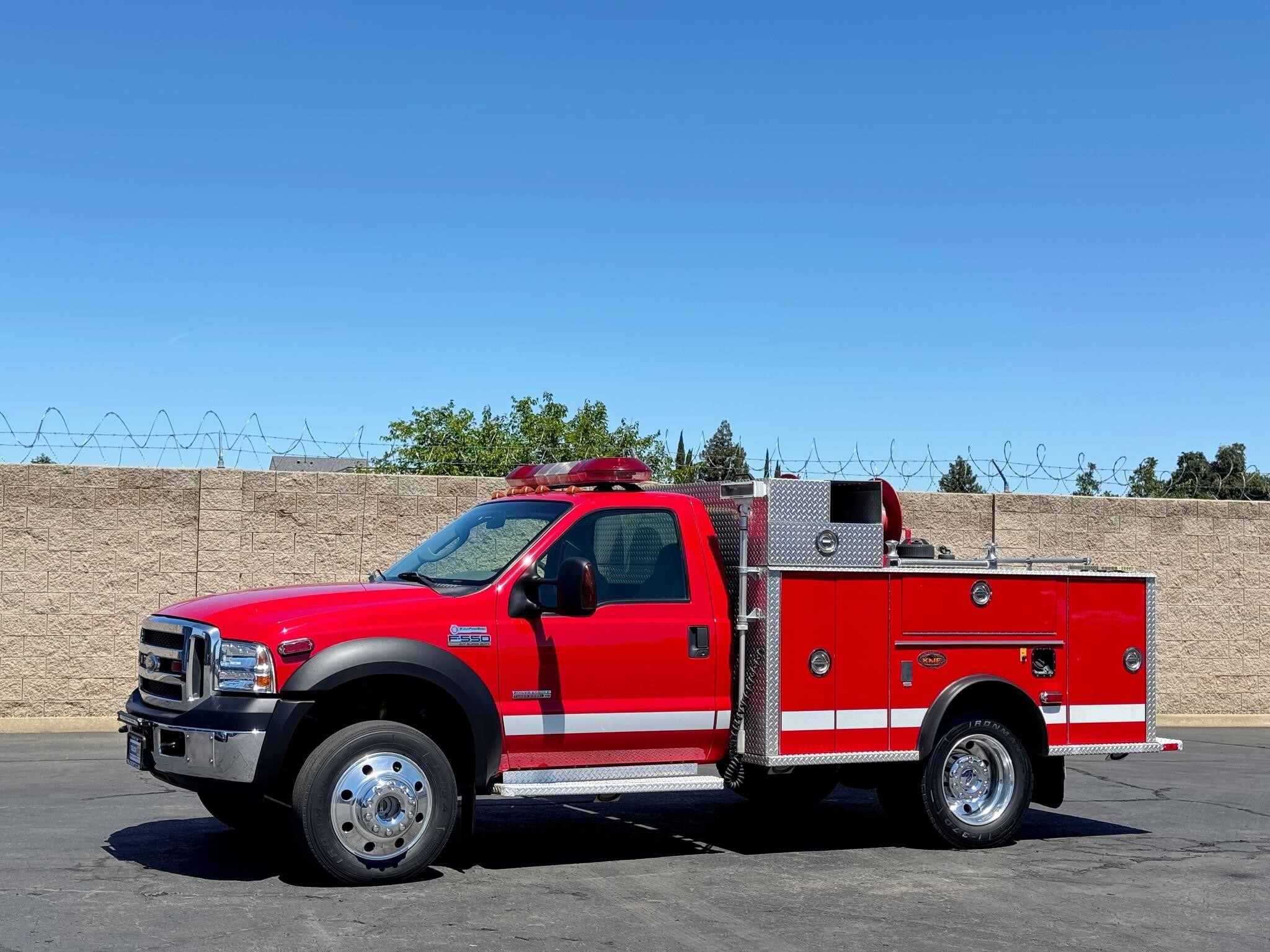 2007 FORD F550 in Sacramento, CA
