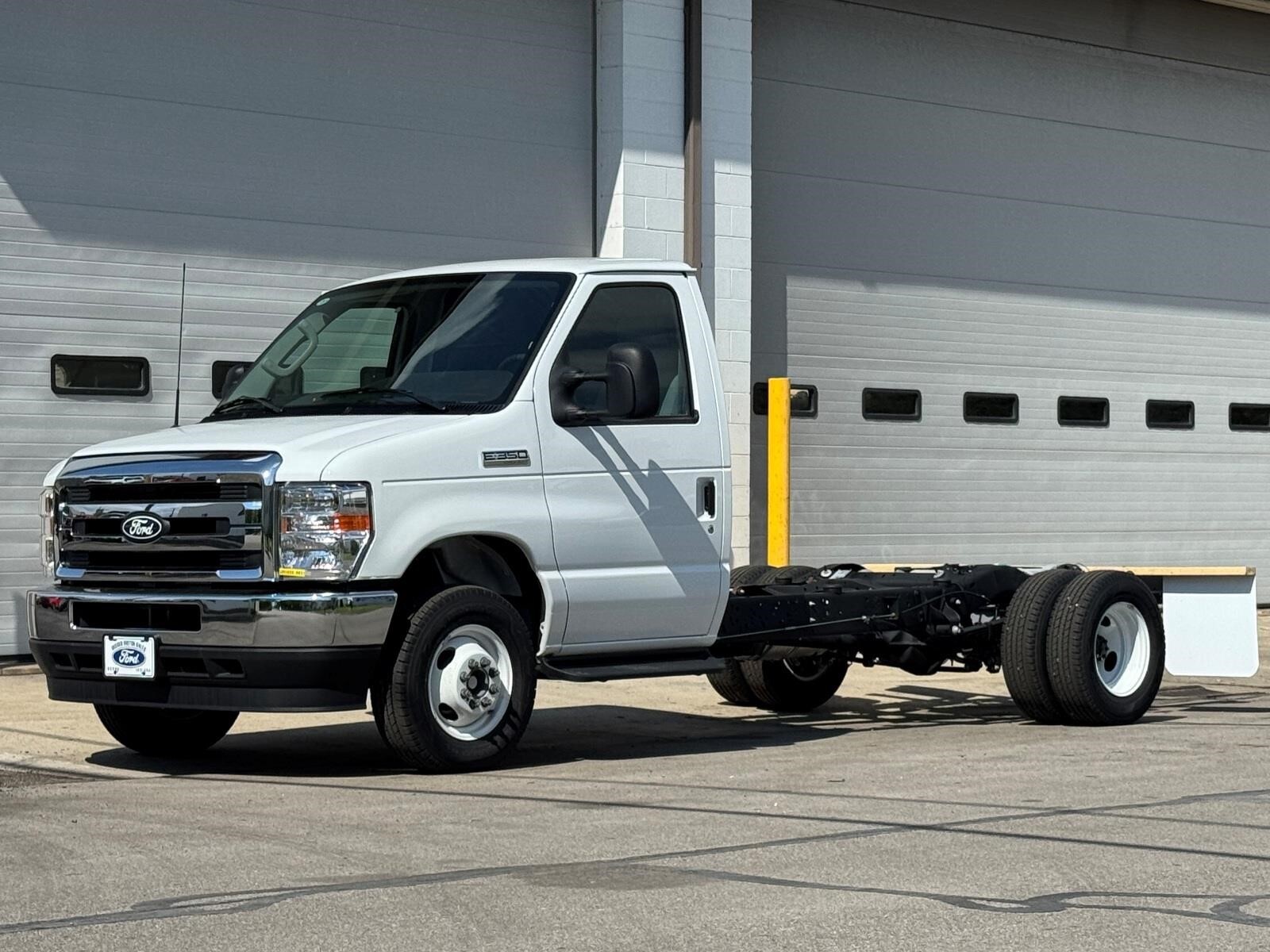 2027 FORD ECONOLINE in Berne, IN