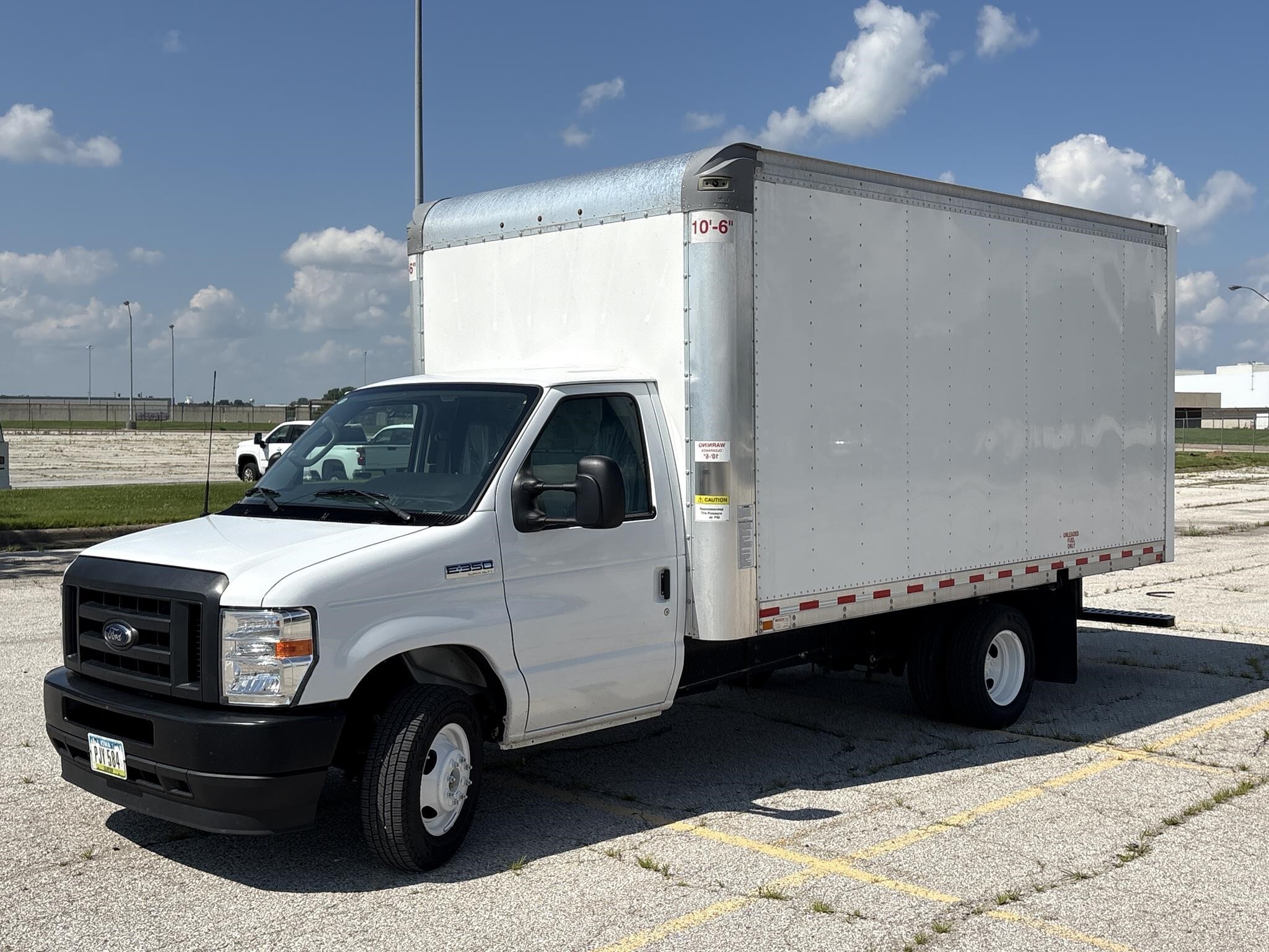 2024 FORD ECONOLINE in Davenport, IA