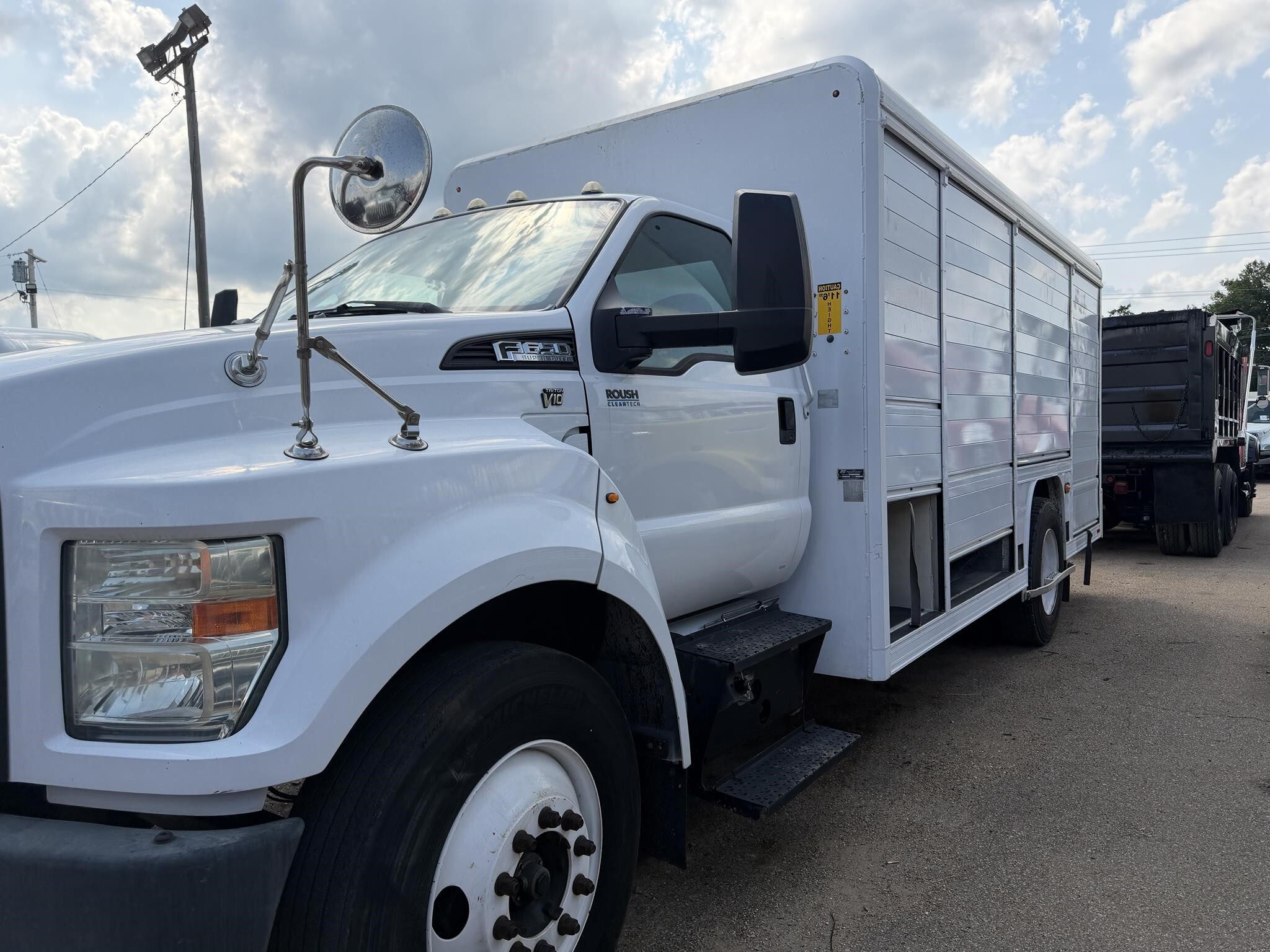 2017 FORD F650 in Covington, TN