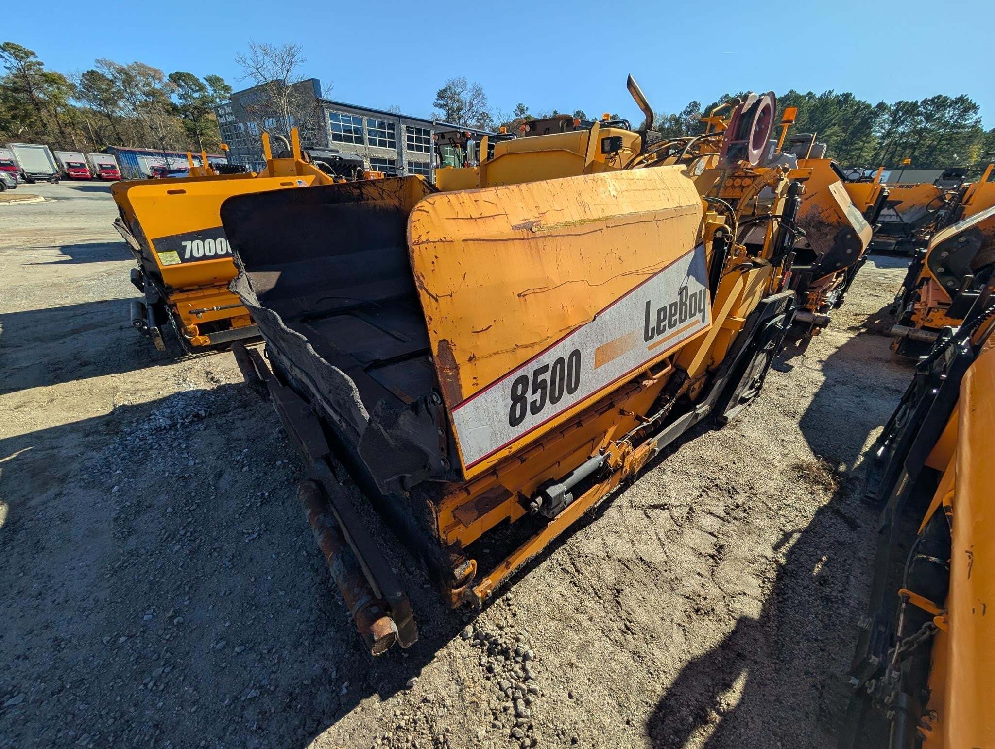 2003 LEEBOY 8500 in Morrow, GA