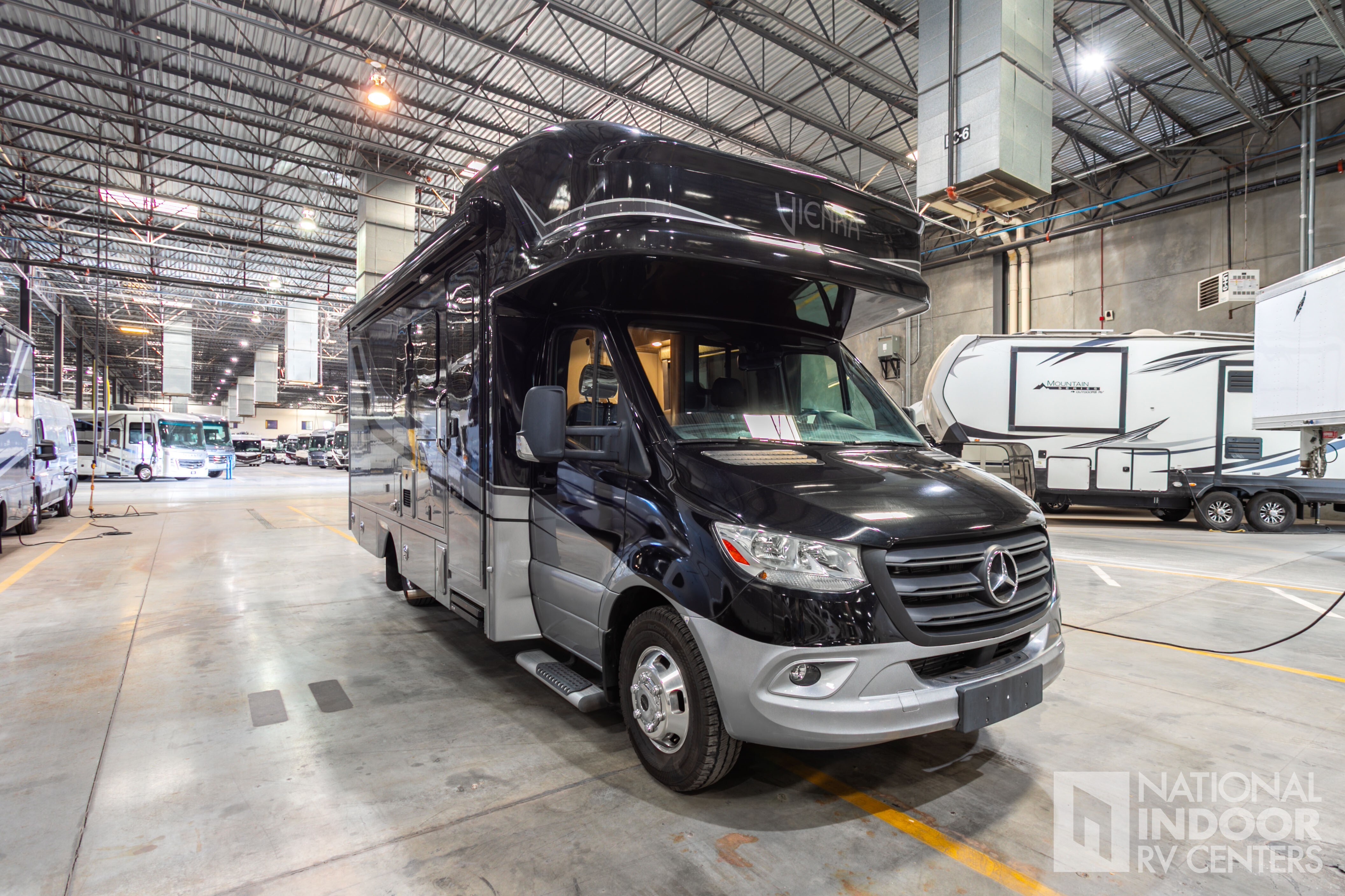2023 Renegade Rv Vienna 25VRMC in suprise AZ