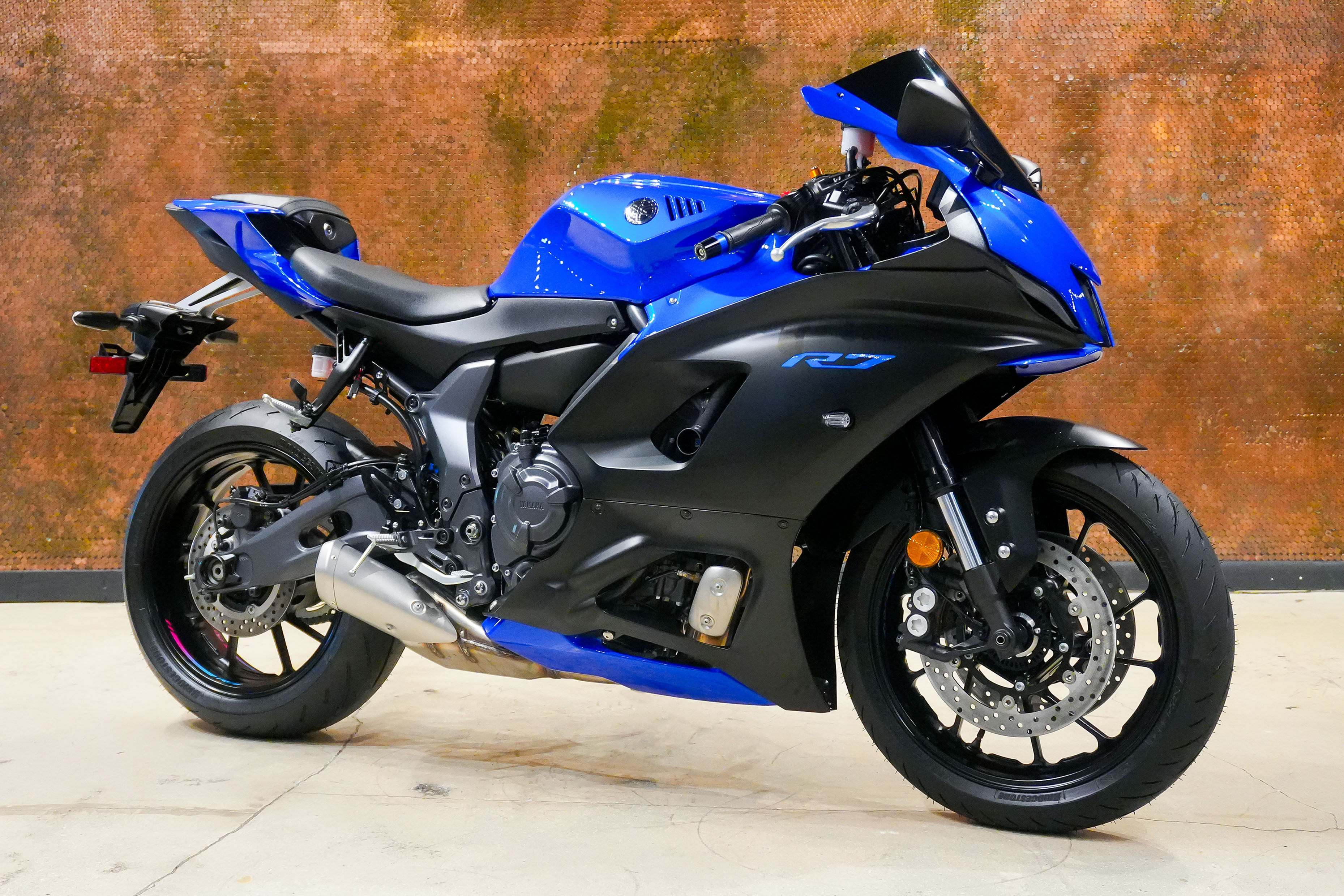 2024 Yamaha R7 Sportbike motorcycle