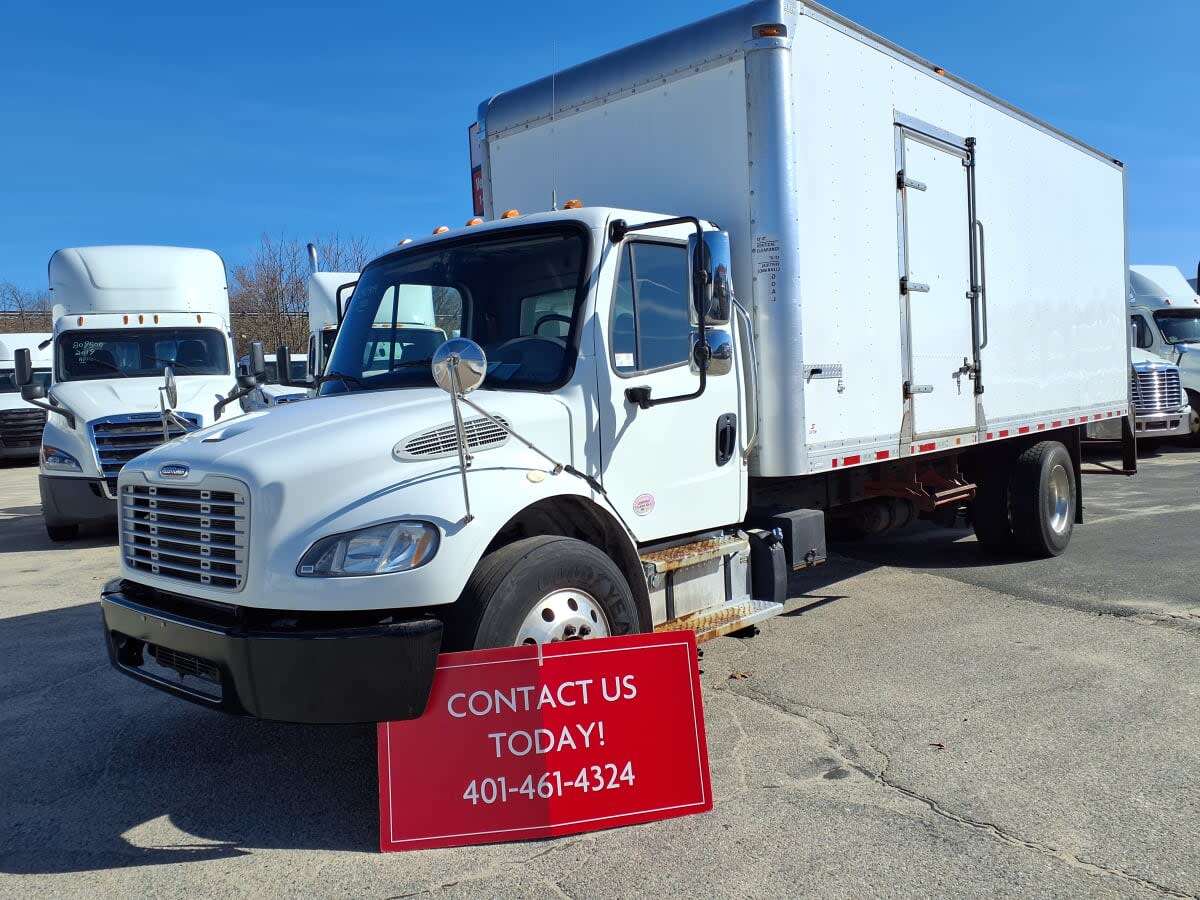 2020 FREIGHTLINER BUSINESS CLASS M2 106 in Warwick, RI