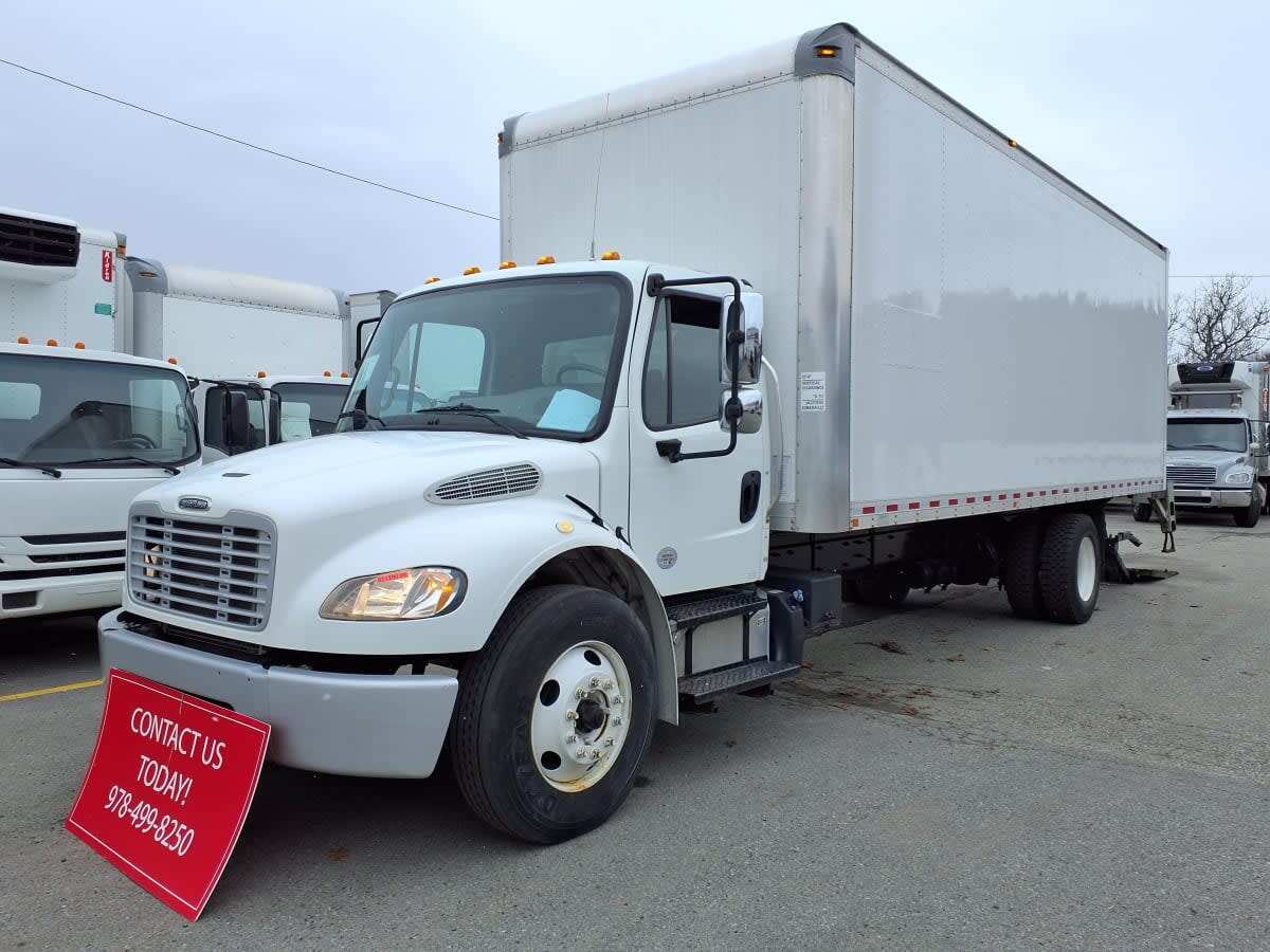 2019 FREIGHTLINER BUSINESS CLASS M2 106 in Salisbury, MA