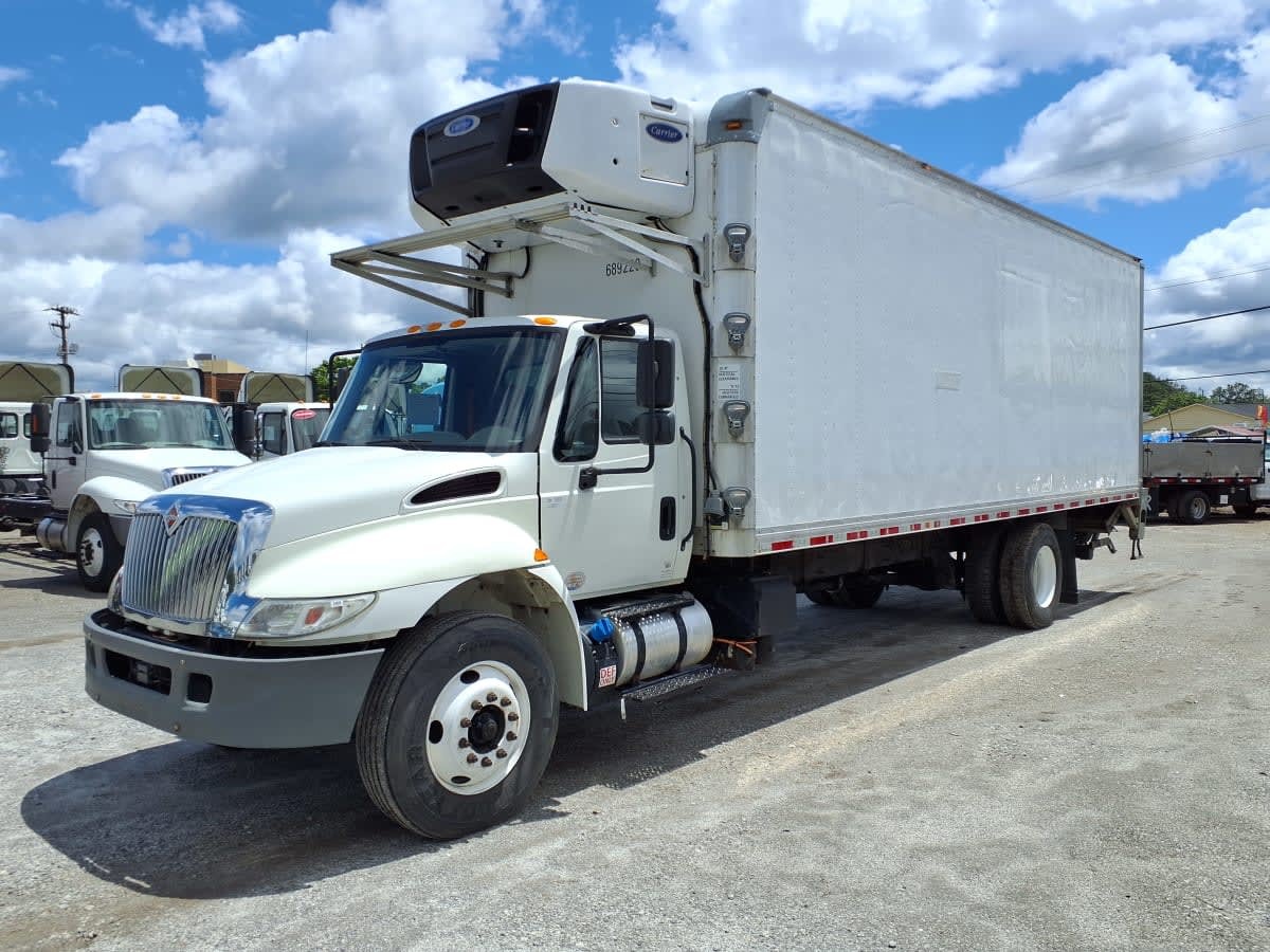 2018 INTERNATIONAL 4300 in Greenville, SC