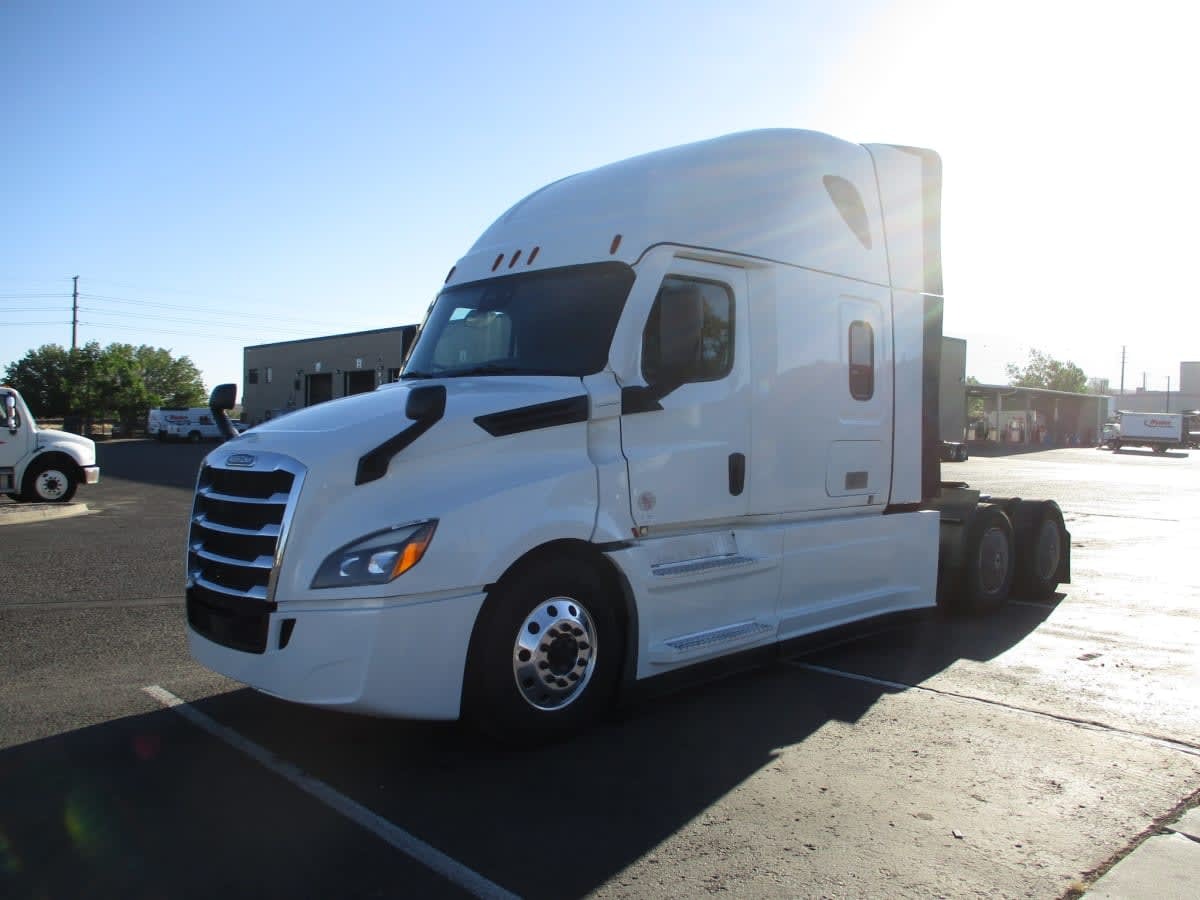 2022 FREIGHTLINER CASCADIA 126 in Commerce City, CO