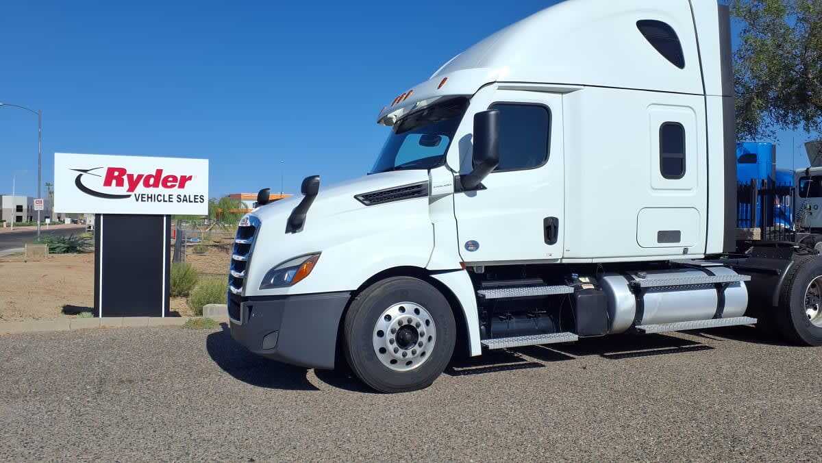2023 FREIGHTLINER CASCADIA 126 in Phoenix, AZ