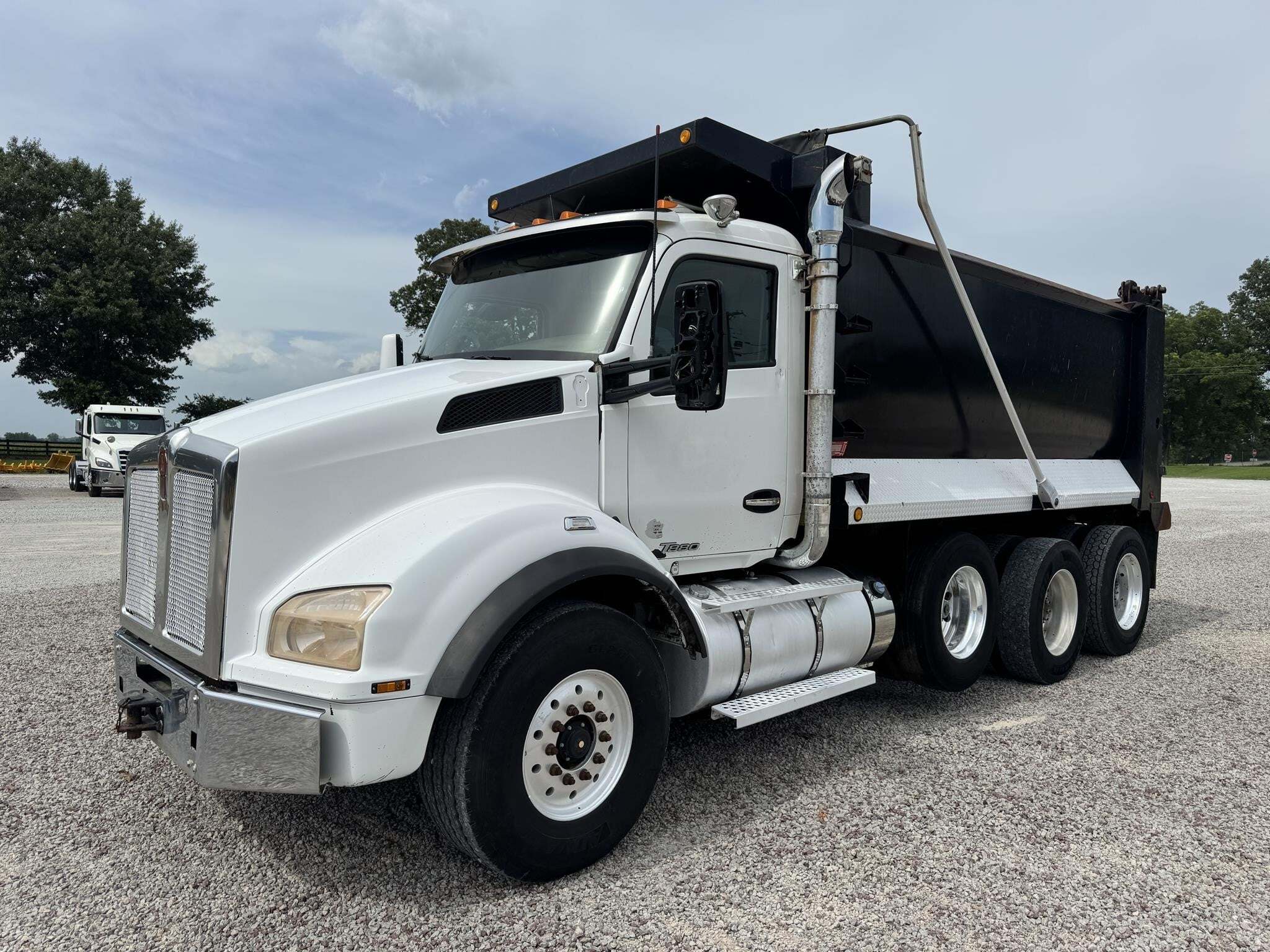 2015 KENWORTH T880 in Jackson, TN