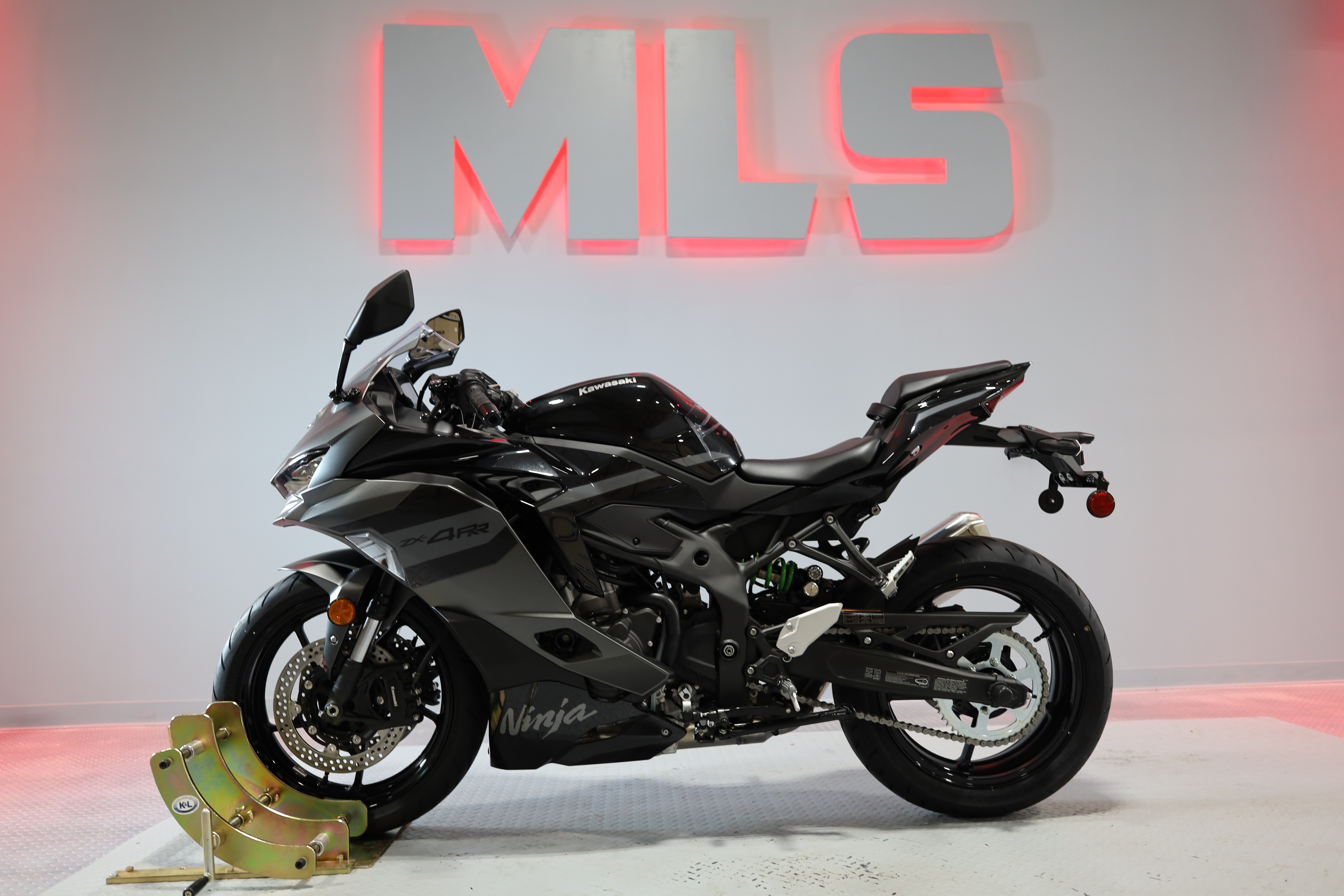 Gray Kawasaki Ninja ZX-4RR Motorcycles For Sale - Cycle Trader