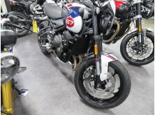 Motorcycle Spotlight: Triumph Trident 660 image