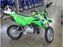 Kawasaki Looks Forward with the ZX1100 SE image