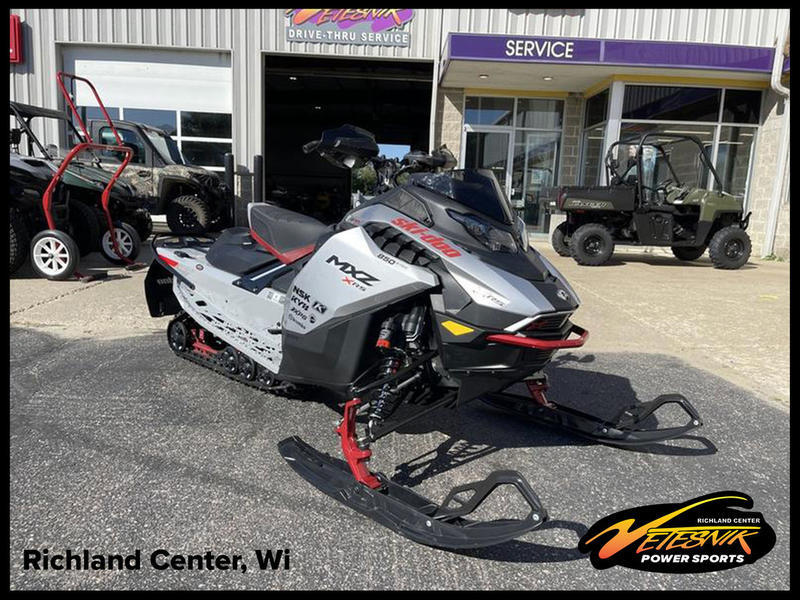 2024 Ski-Doo MXZ® X-RS® Rotax® 850 E-TEC 129 RipSaw 1.25 Shox 10. in richland center WI