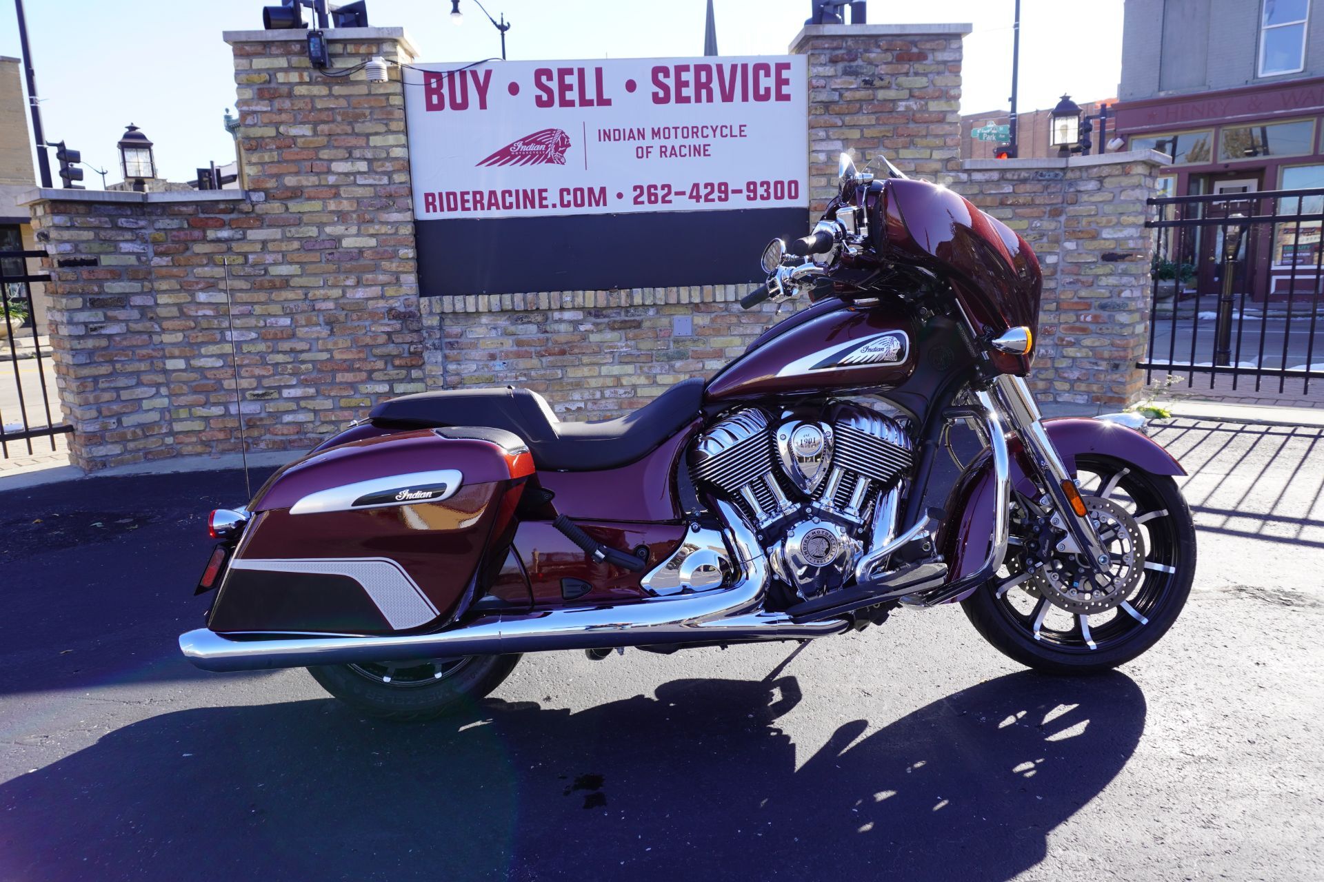 2024 Indian Motorcycle Chieftain® Limited with PowerBand Audio Package LIMITED WITH POWERBAND AUDIO PACKAGE in Racine, WI
