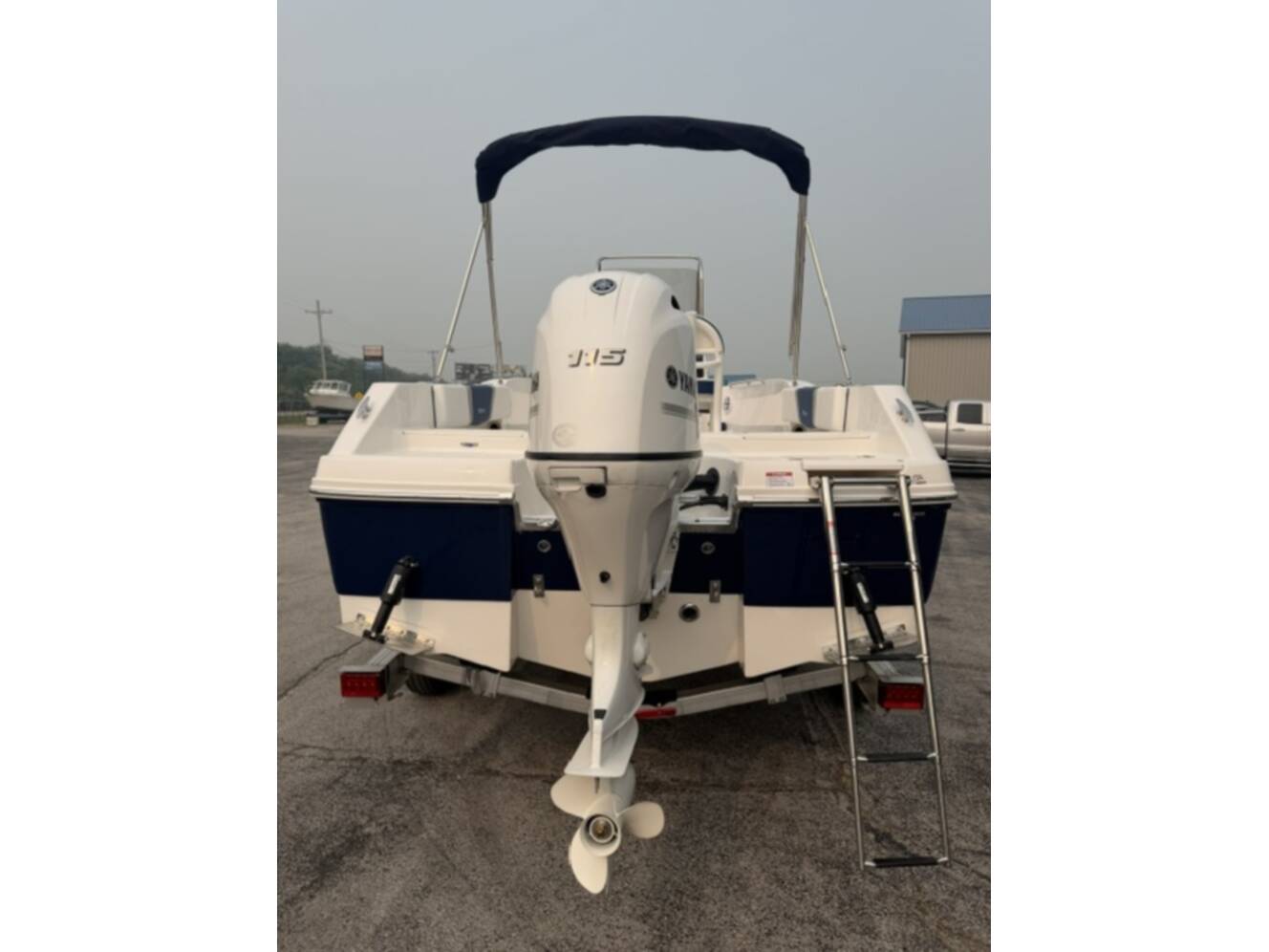 A photo of this 2027 Robalo R180 CC