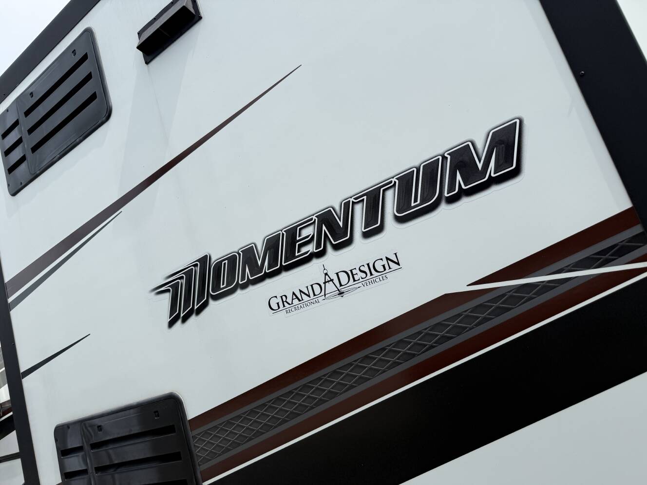 A photo of this 2019 Grand Design MOMENTUM 376TH