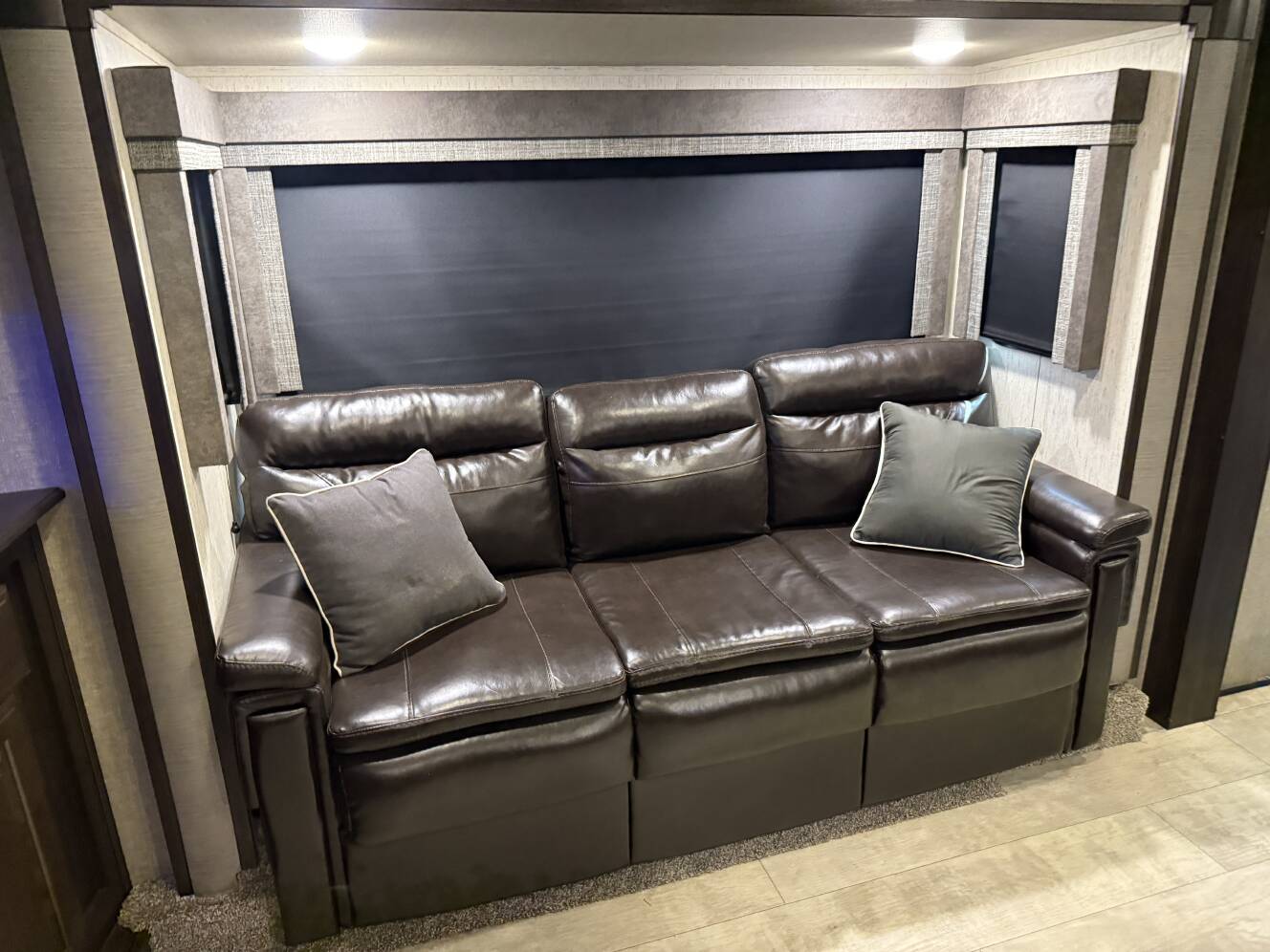 A photo of this 2019 Grand Design MOMENTUM 376TH
