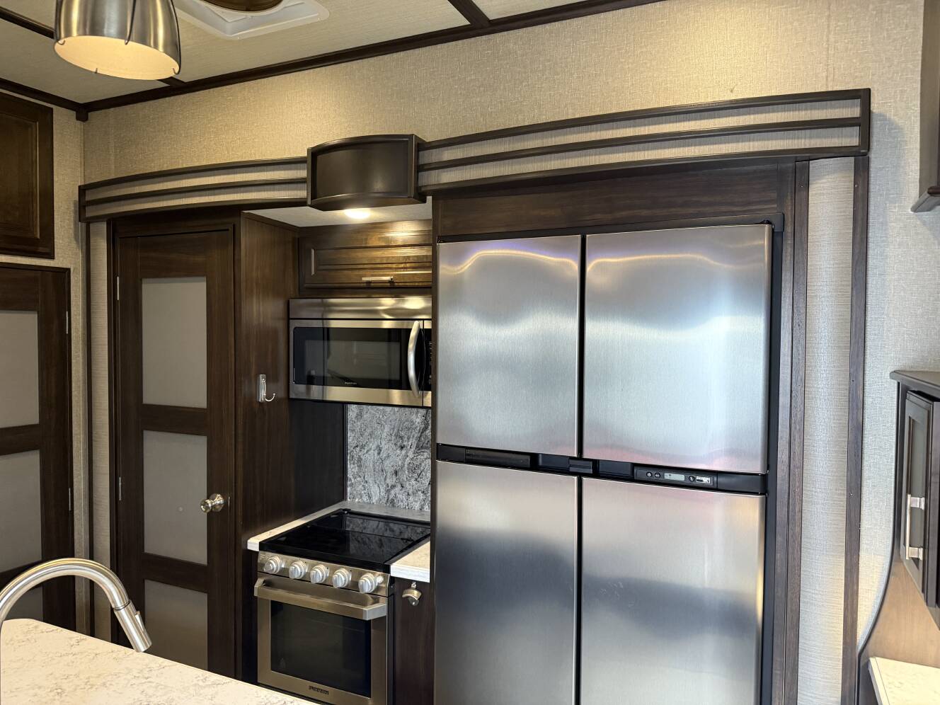 A photo of this 2019 Grand Design MOMENTUM 376TH