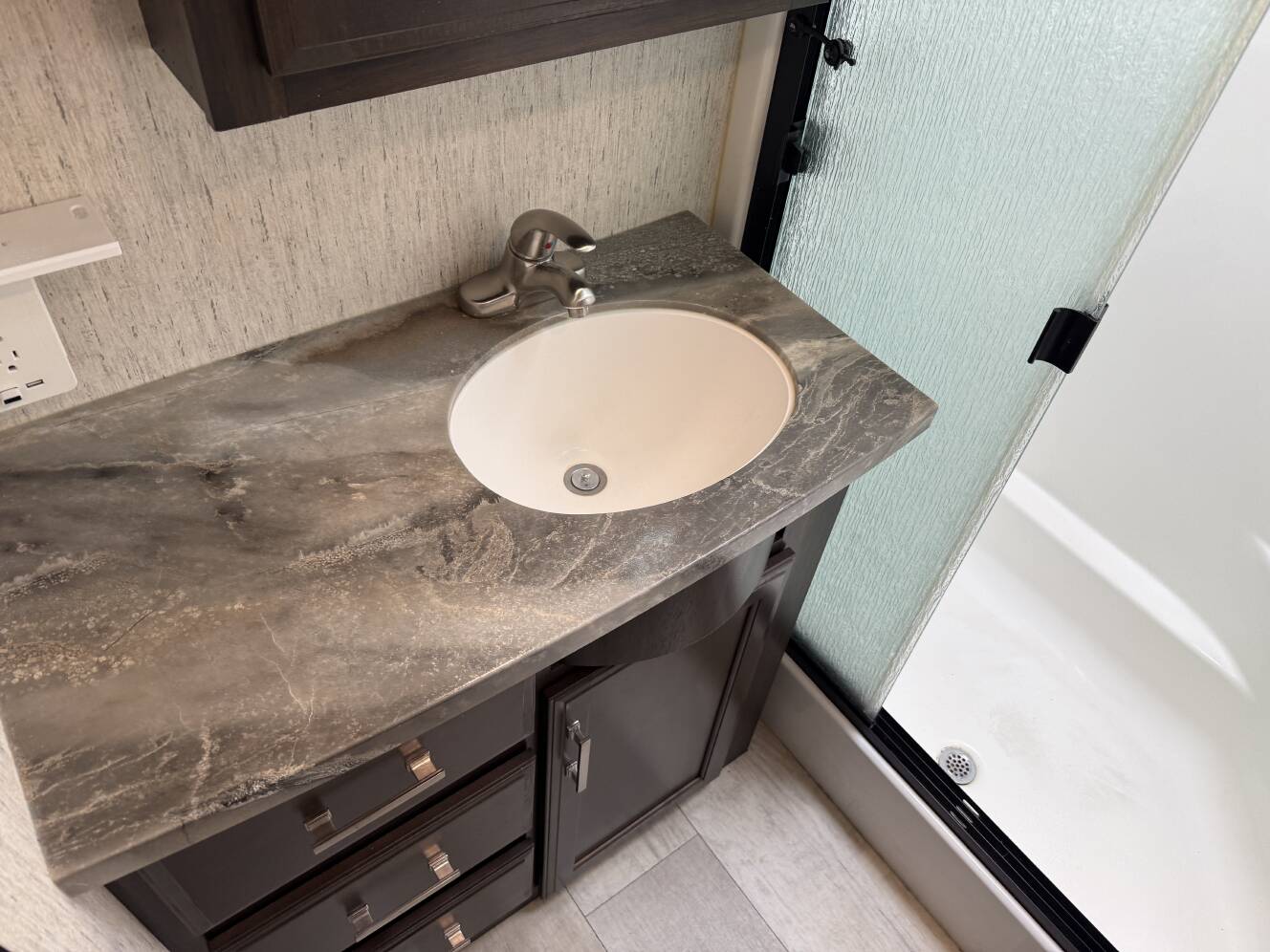 A photo of this 2019 Grand Design MOMENTUM 376TH