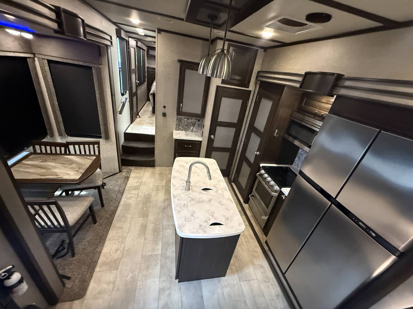 A photo of this 2019 Grand Design MOMENTUM 376TH