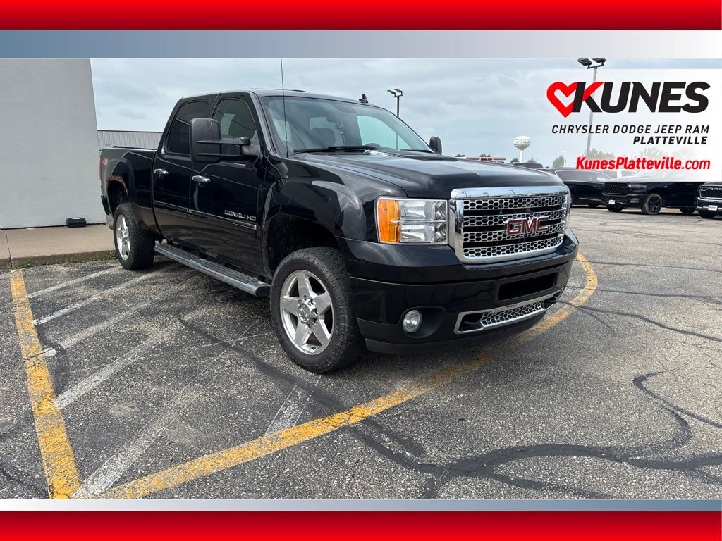 2014 GMC Sierra 2500HD in Platteville, WI