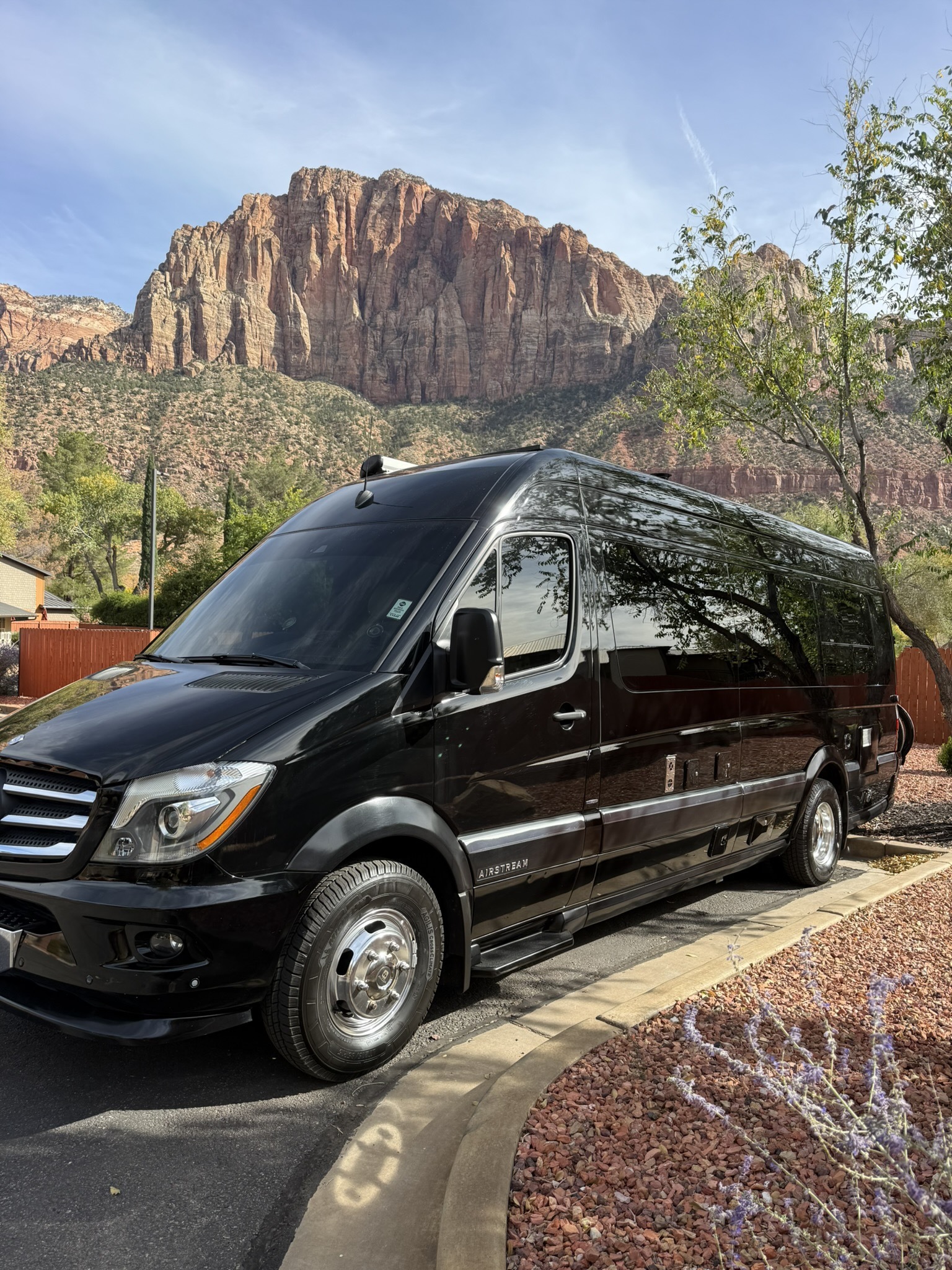 2016 Airstream INTERSTATE GRAND TOUR EXT 3500 in bradenton FL