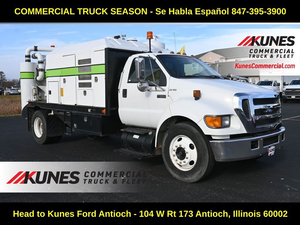 2004 FORD F650 in Antioch, IL