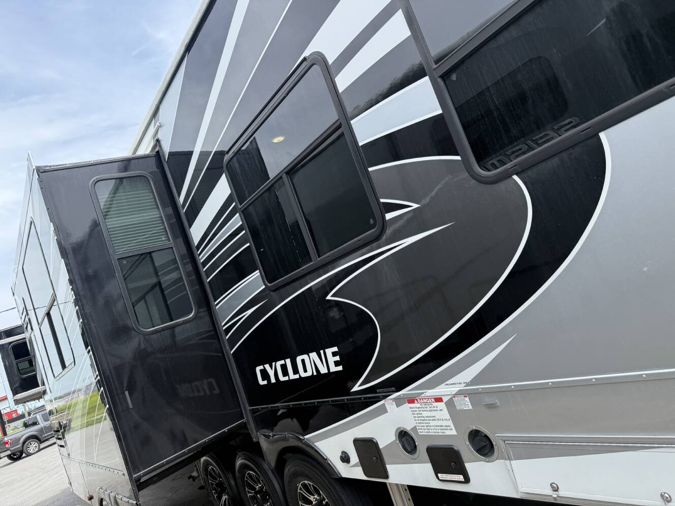 A photo of this 2021 Heartland CYCLONE 4007