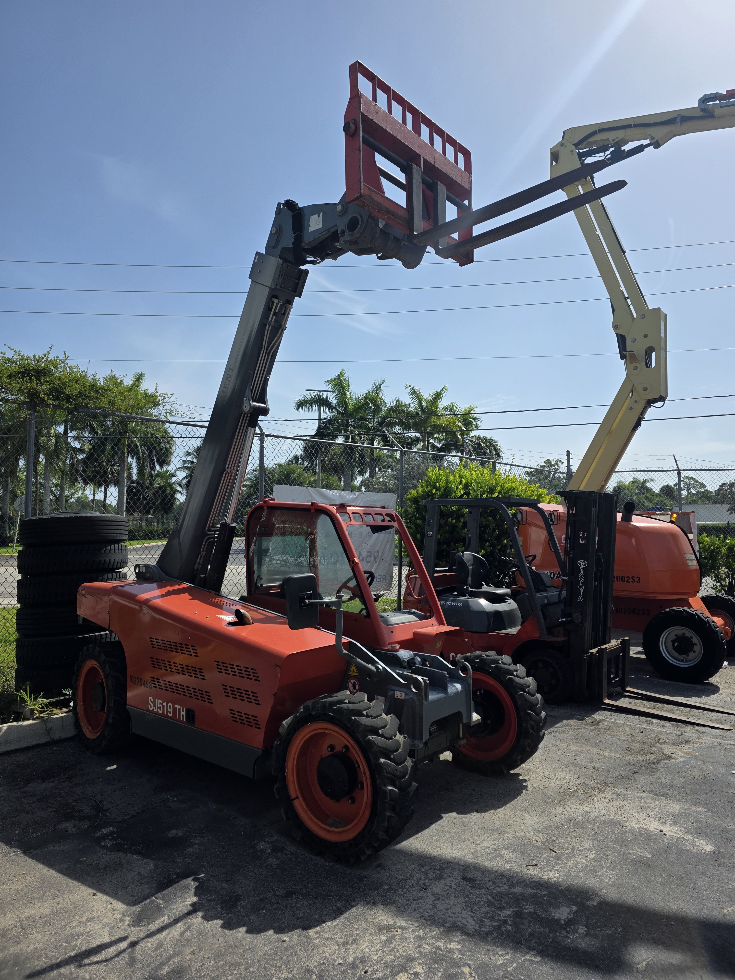 2019 SKYJACK SJ519TH in Fort Lauderdale, FL
