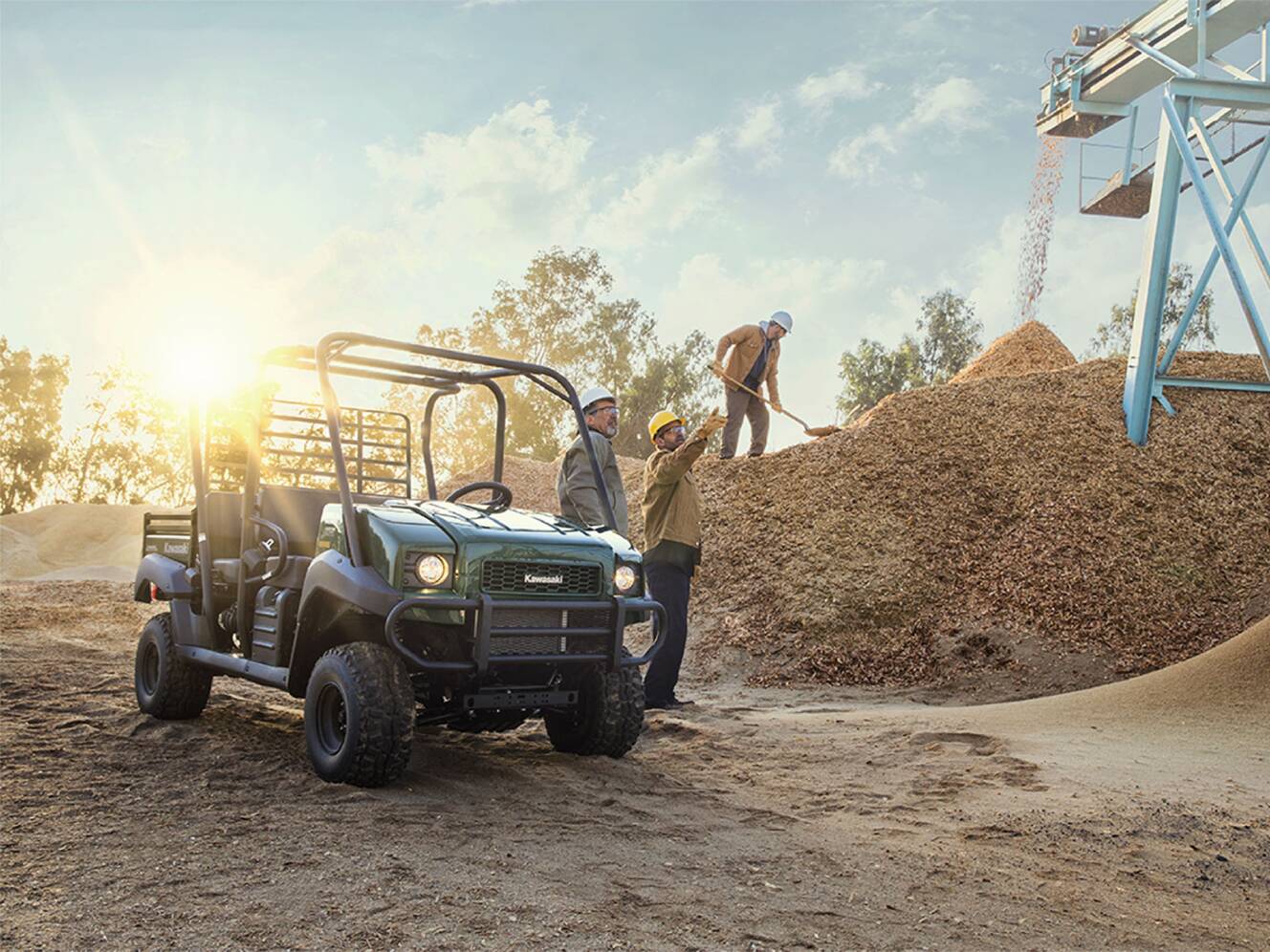 A photo of this 2026 Kawasaki MULE™ 4010 Trans4x4 HUGE PRICE CUT * 3YR WARRANTY SAVE!