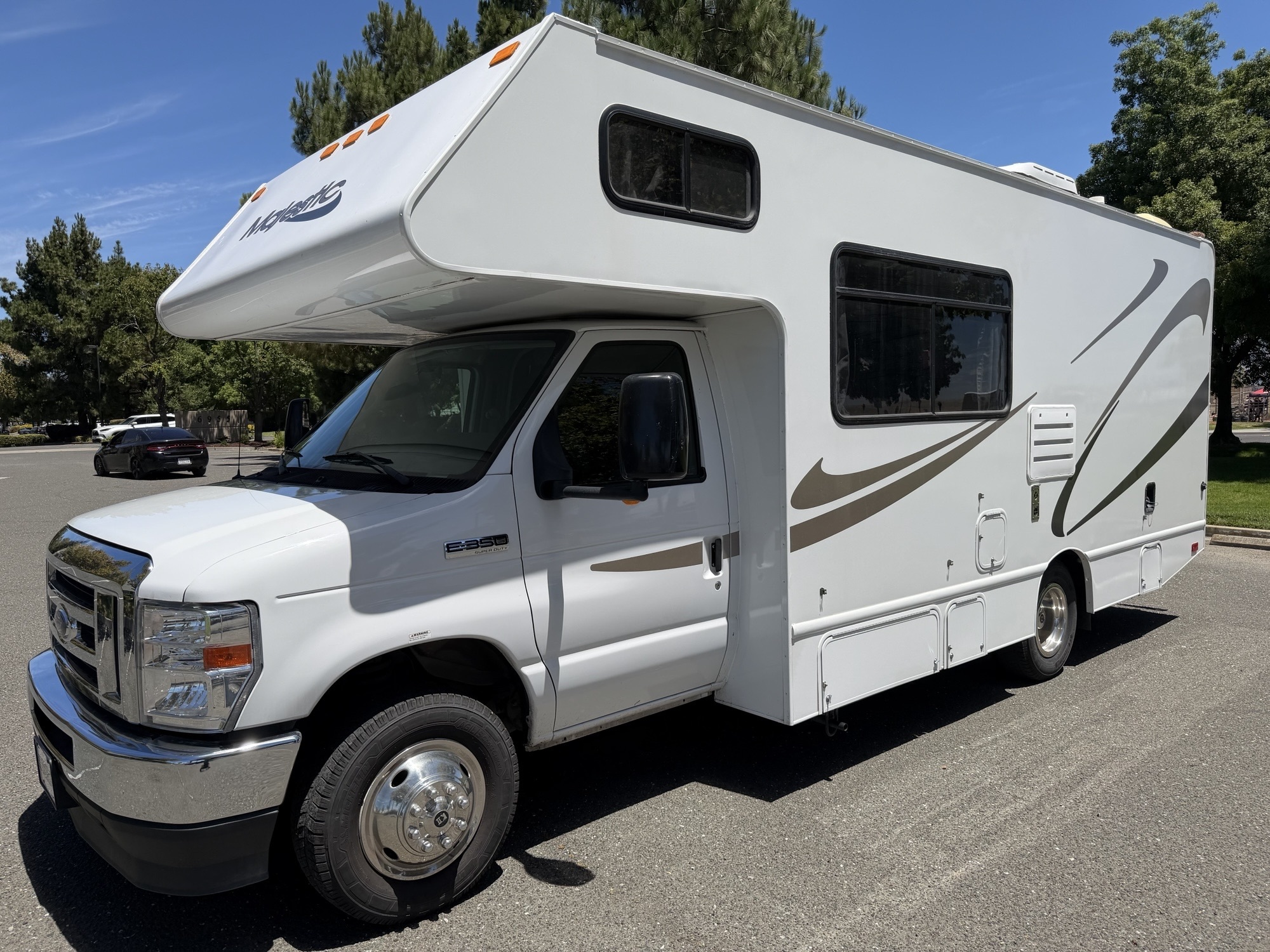 2022 Thor Motor Coach Majestic 23A in newark CA