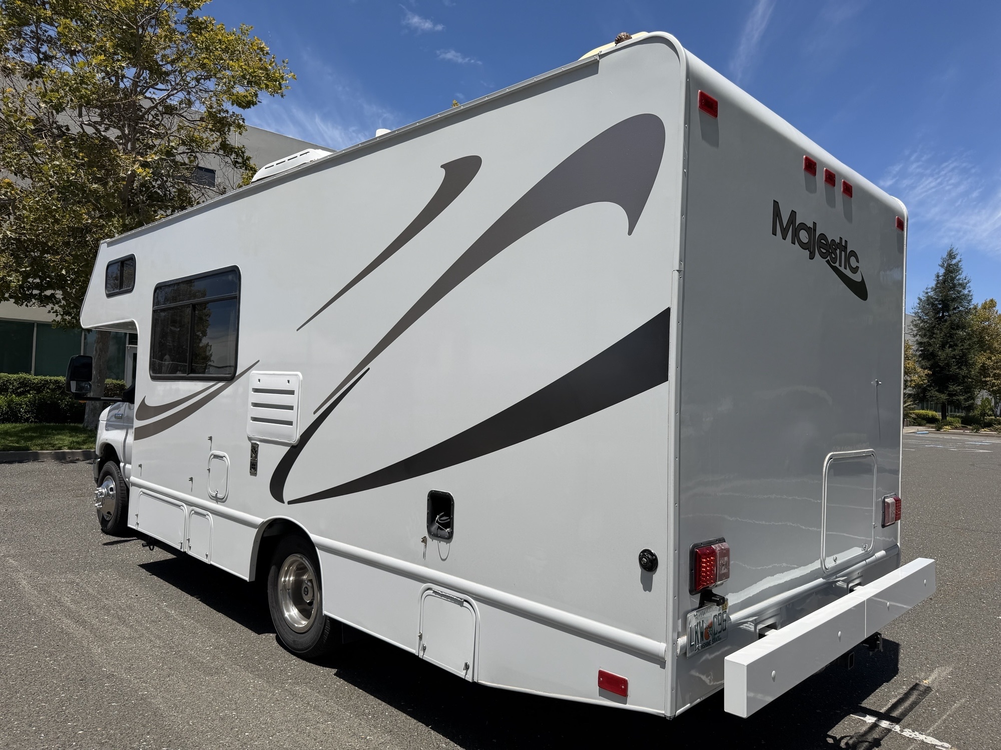 2022 Thor Motor Coach Majestic 23A in newark CA