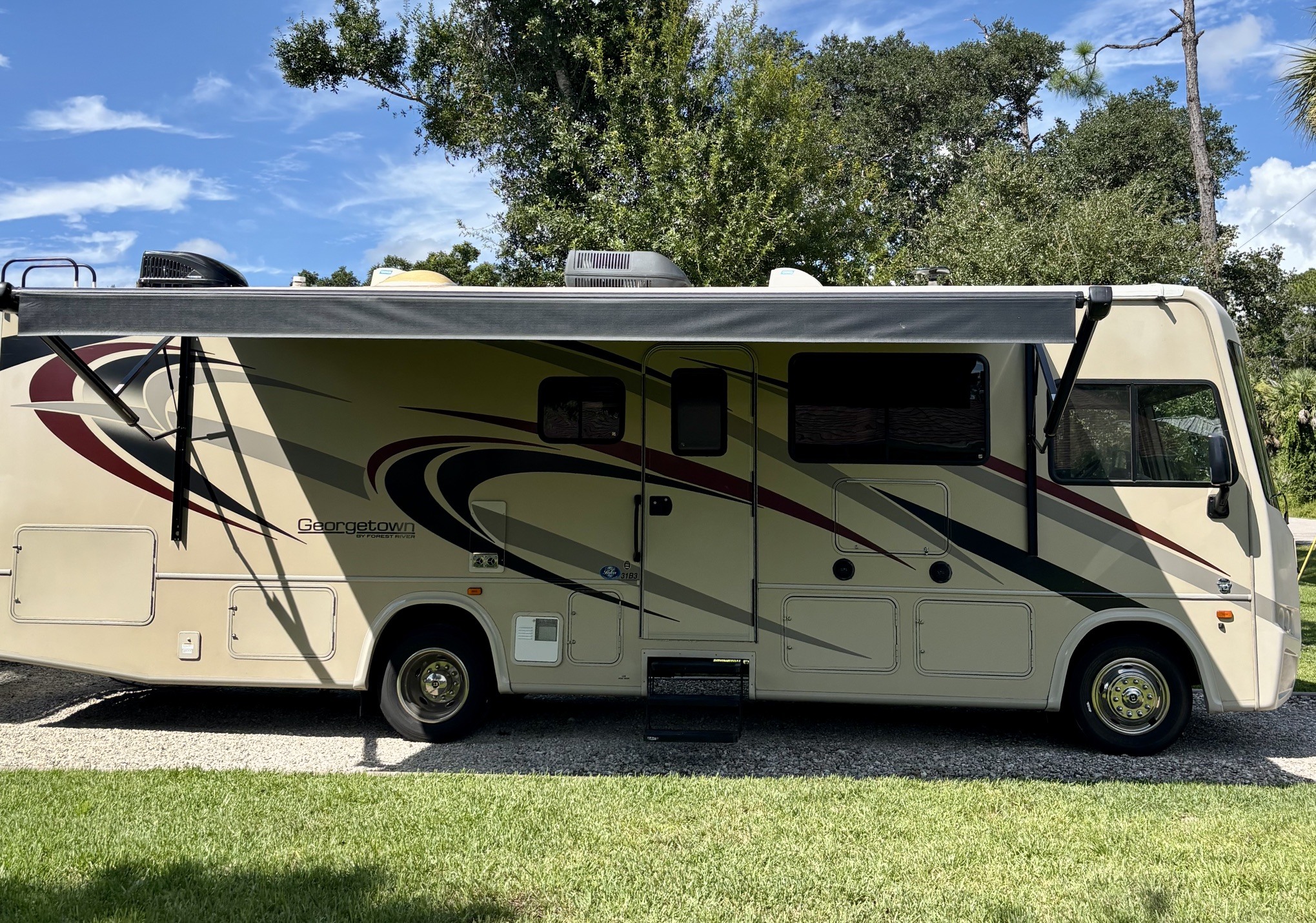 2017 Forest River GEORGETOWN 3 SERIES GT3 31B3 in north port FL