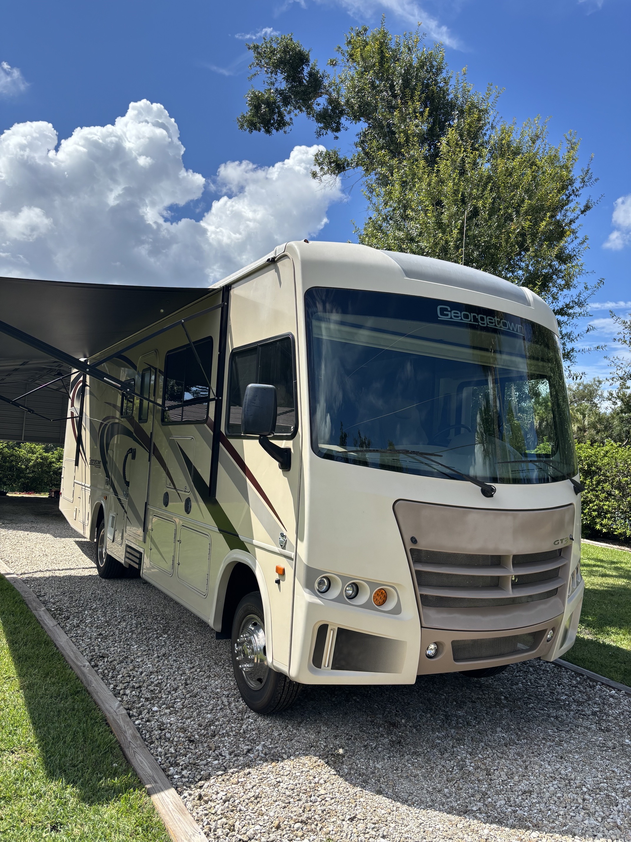 2017 Forest River GEORGETOWN 3 SERIES GT3 31B3 in north port FL