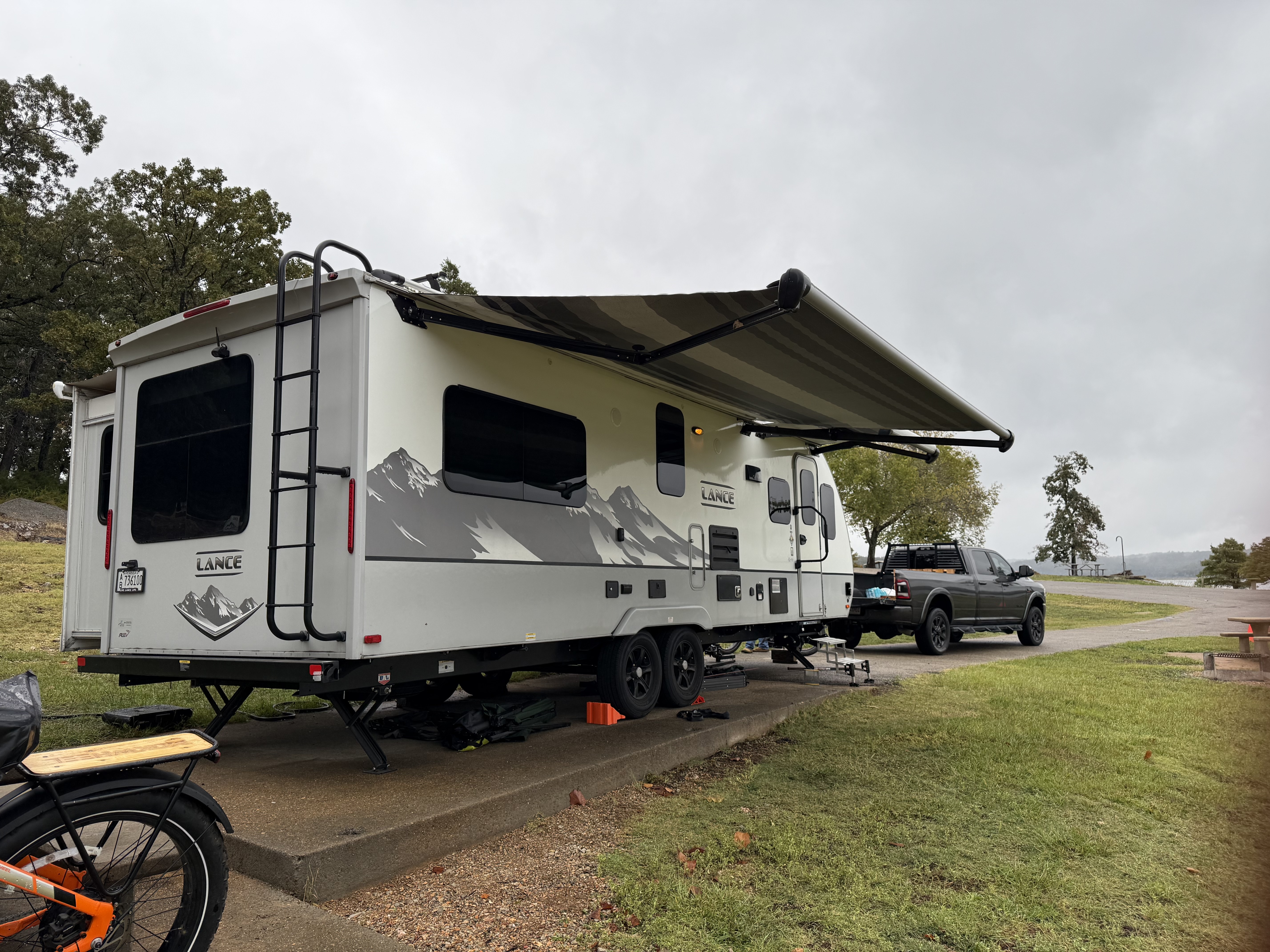 2021 Lance 2465 TRAVEL TRAILER in mountain home AR