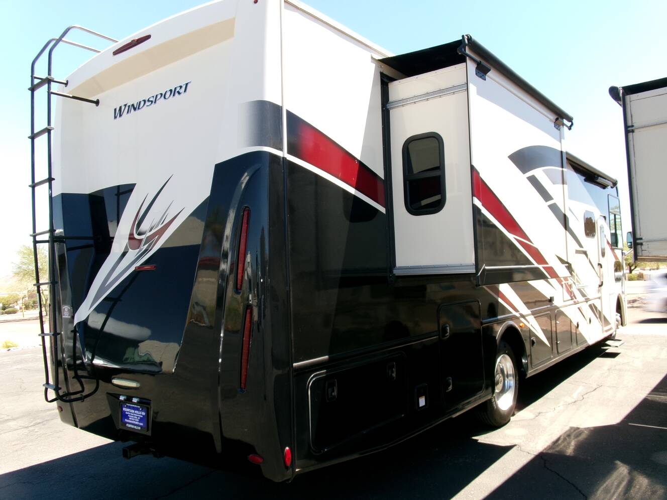 A photo of this 2023 Thor Motor Coach WINDSPORT 35M
