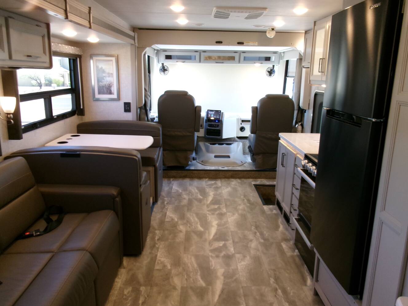 A photo of this 2023 Thor Motor Coach WINDSPORT 35M