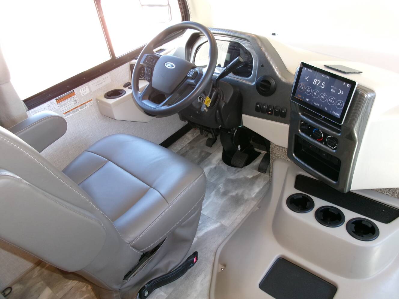 A photo of this 2023 Thor Motor Coach WINDSPORT 35M