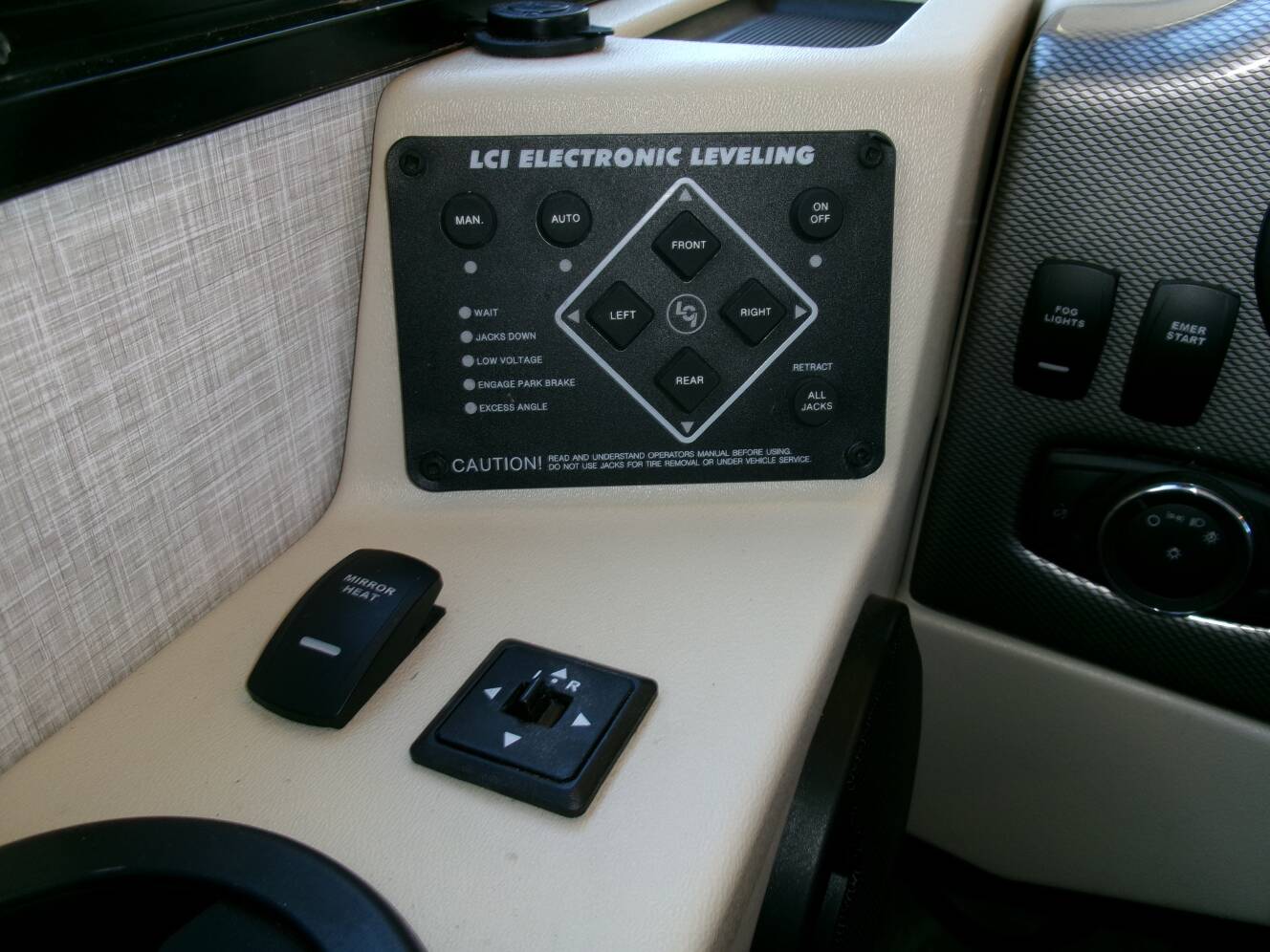 A photo of this 2023 Thor Motor Coach WINDSPORT 35M