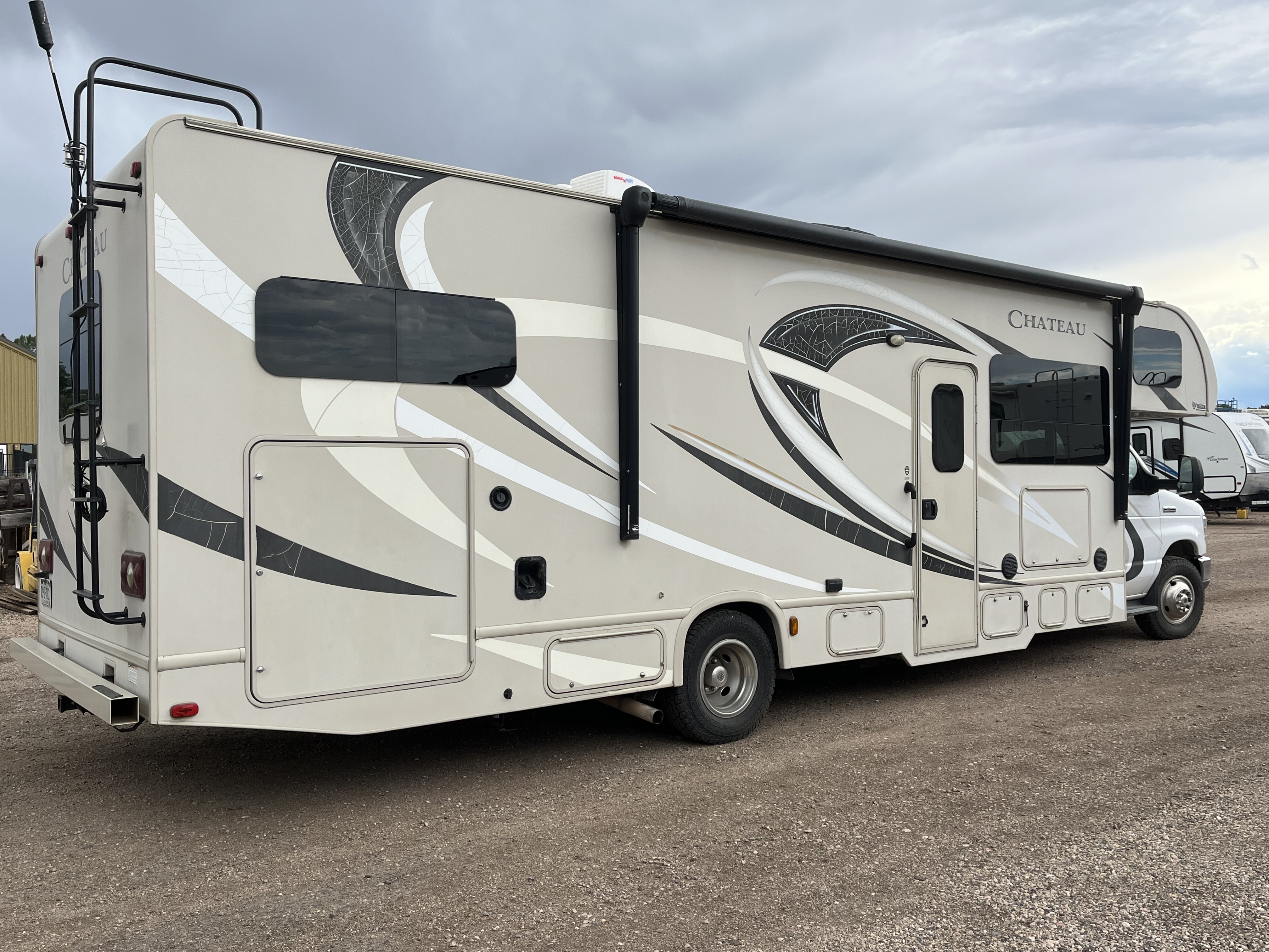2017 Thor Motor Coach CHATEAU 31W in fort collins CO