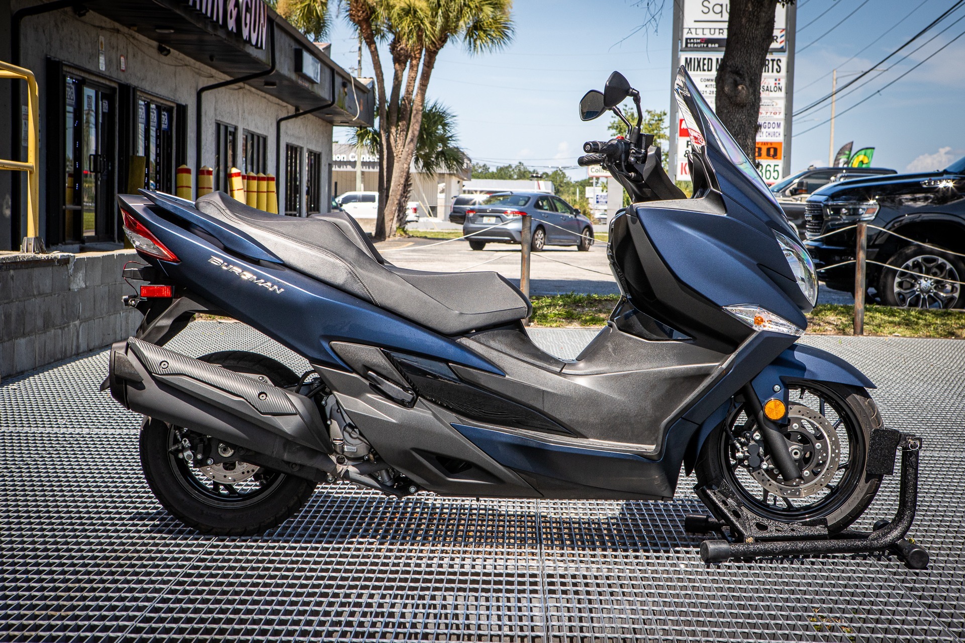 2019 Suzuki Burgman 400 400 in Orlando, FL