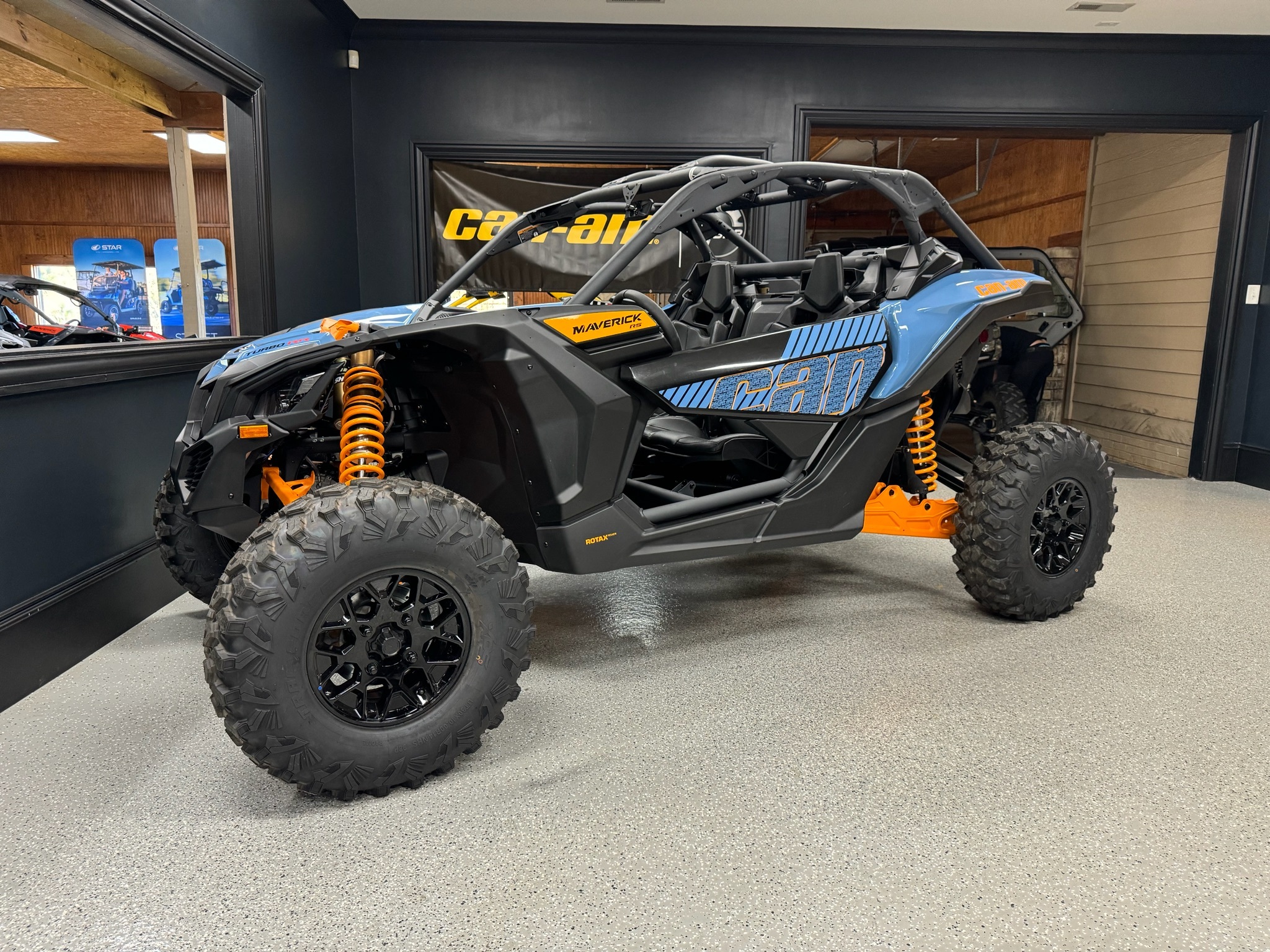 2026 Can-Am Maverick X3 RS TURBO RR in iron station NC