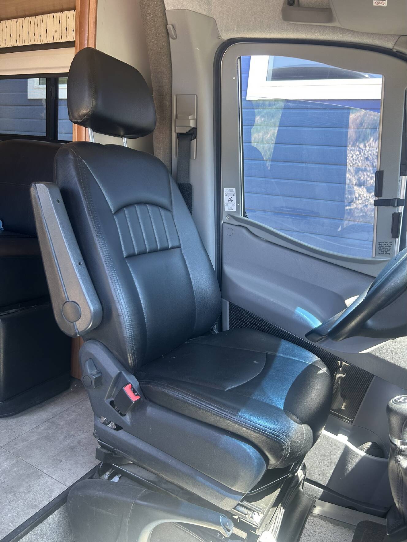 A photo of this 2014 Winnebago ITASCA NAVION 24V
